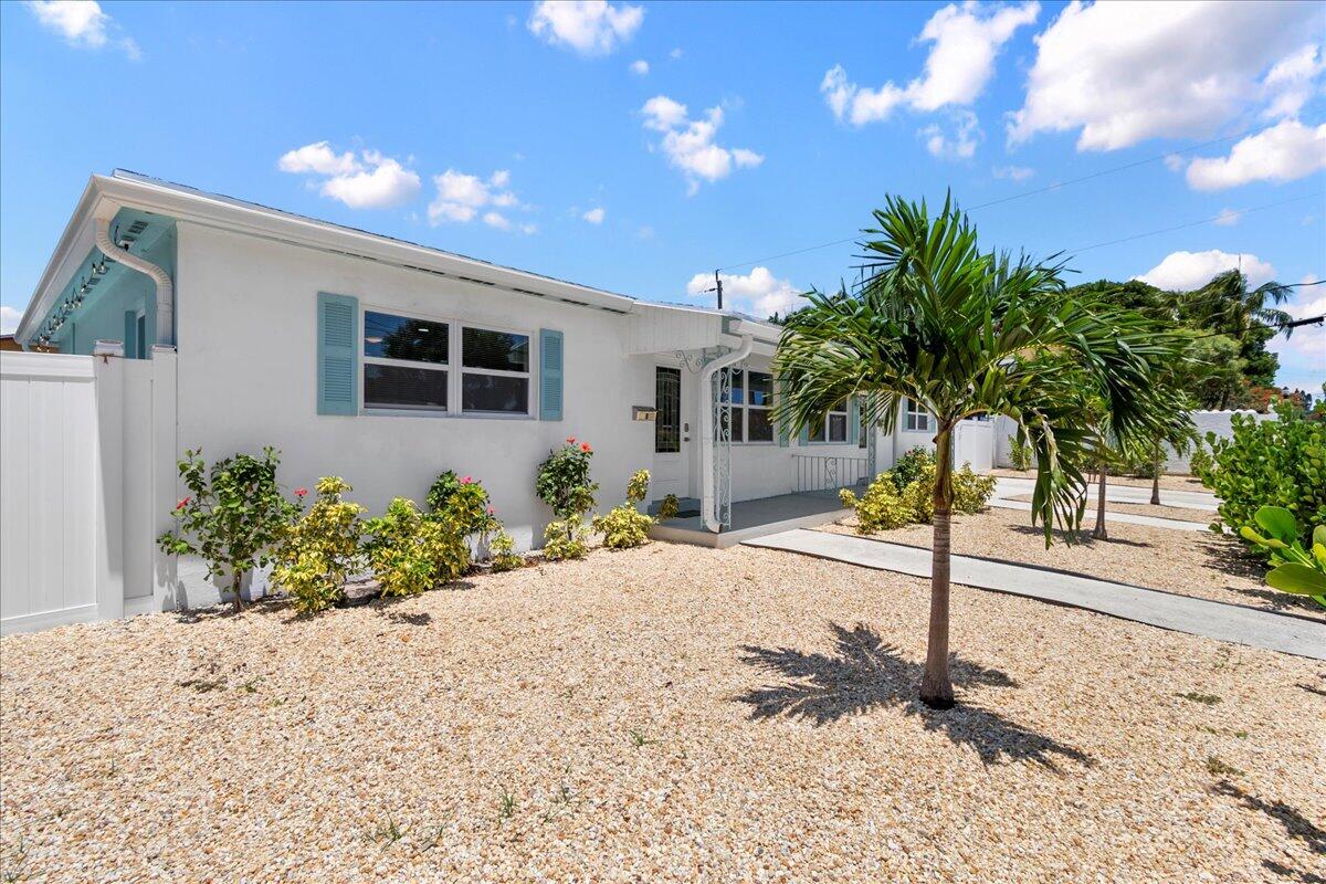 WILLA PARK - Residential Income