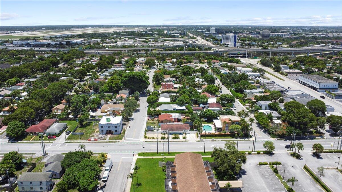 WILLA PARK - Residential Income