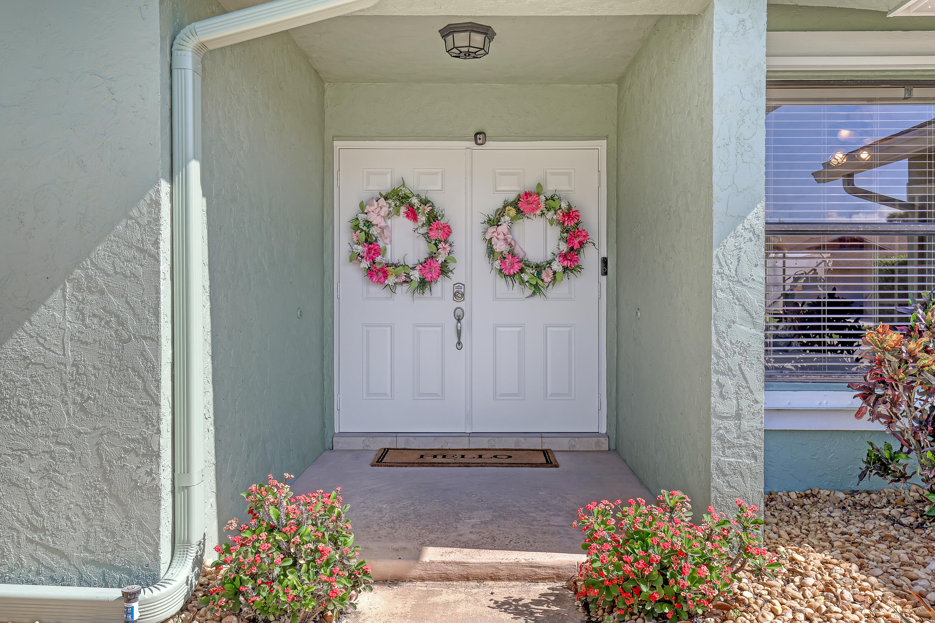 SUGAR POND MANOR OF WELLINGTON - Residential