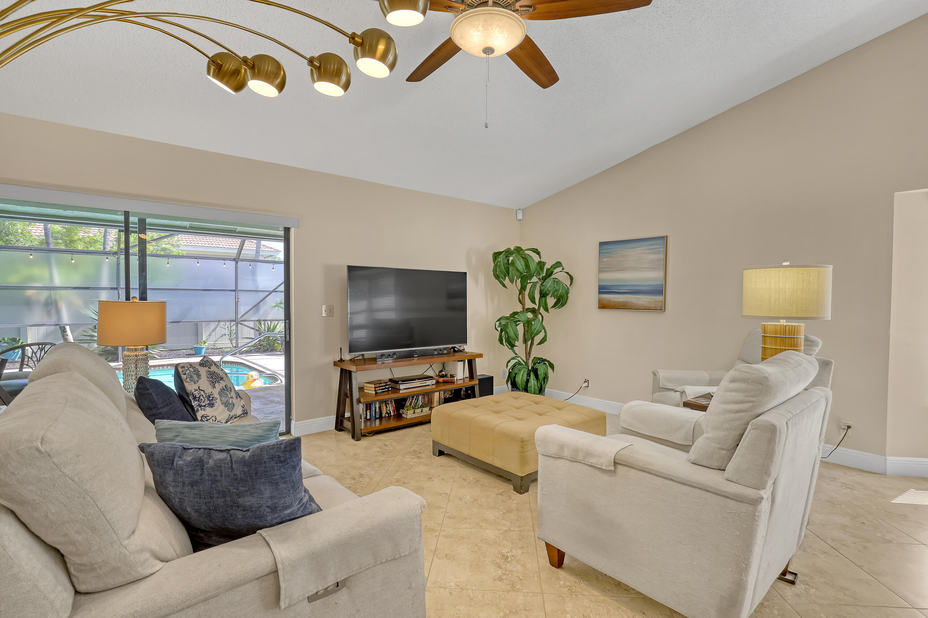SUGAR POND MANOR OF WELLINGTON - Residential