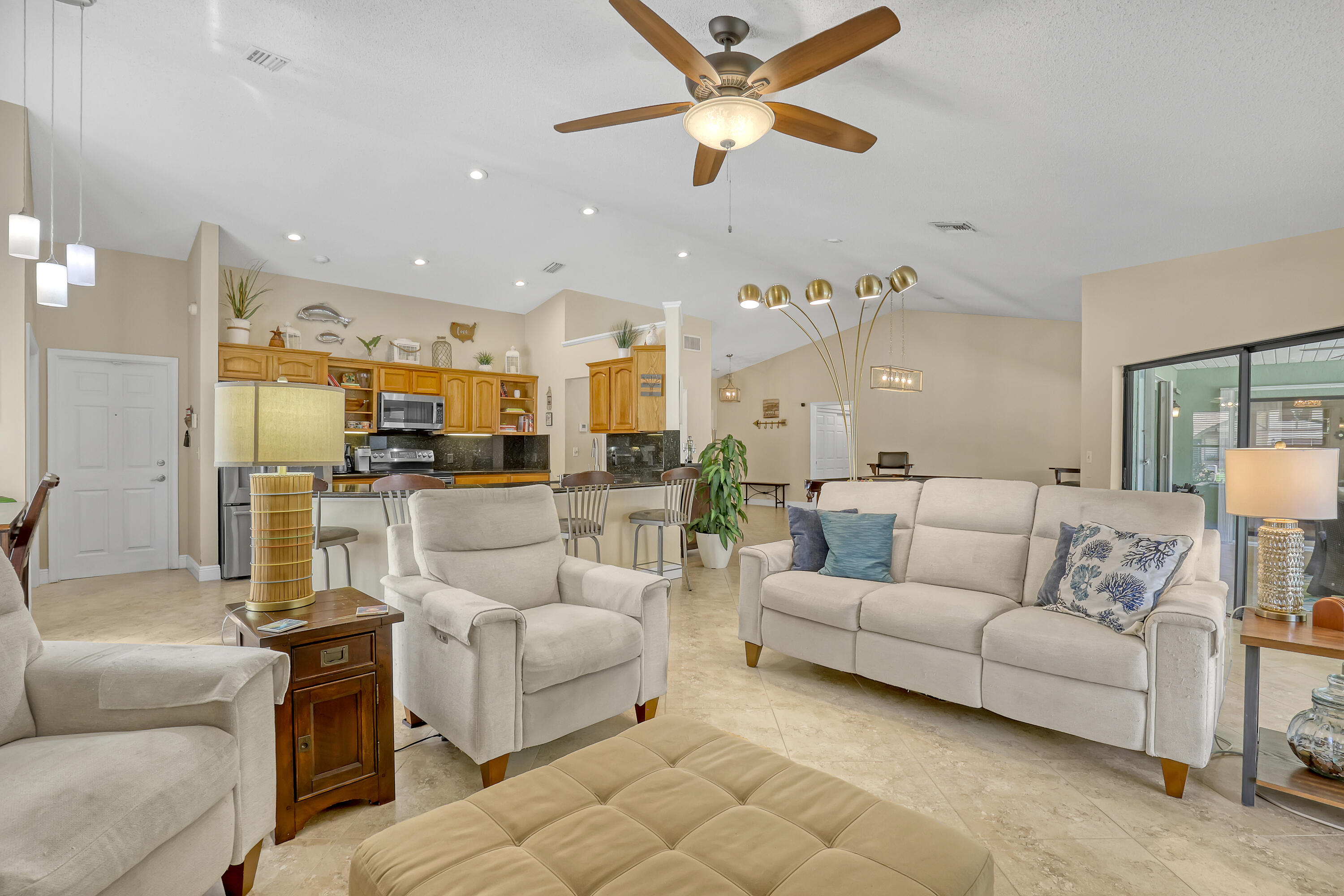 SUGAR POND MANOR OF WELLINGTON - Residential