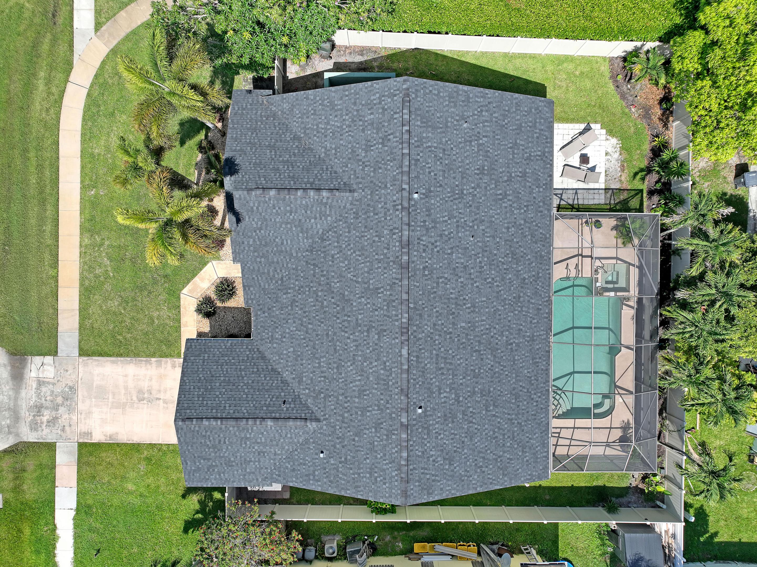 SUGAR POND MANOR OF WELLINGTON - Residential