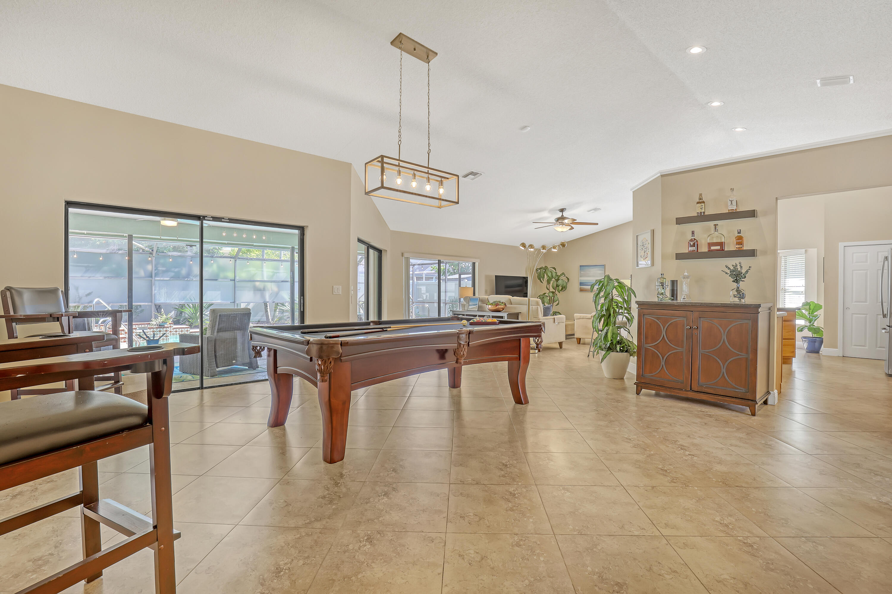 SUGAR POND MANOR OF WELLINGTON - Residential