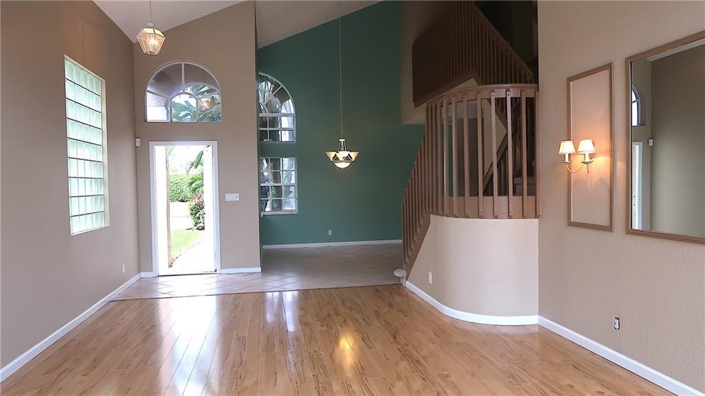 Kensington 146-39 B - Residential
