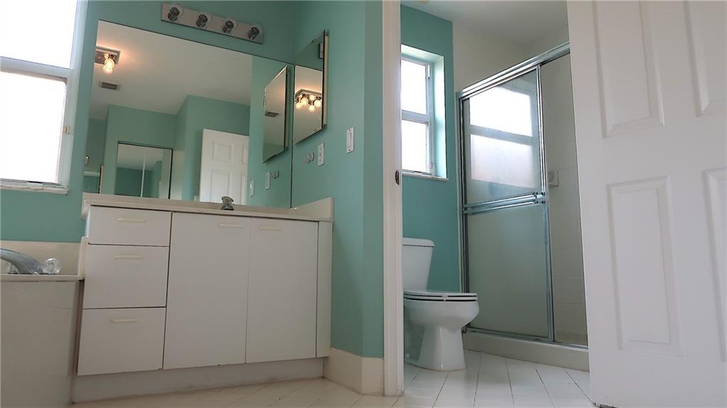 Kensington 146-39 B - Residential