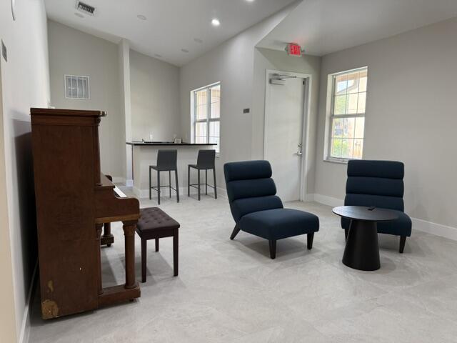 COURTYARDS AT DAVIE CONDO - Residential