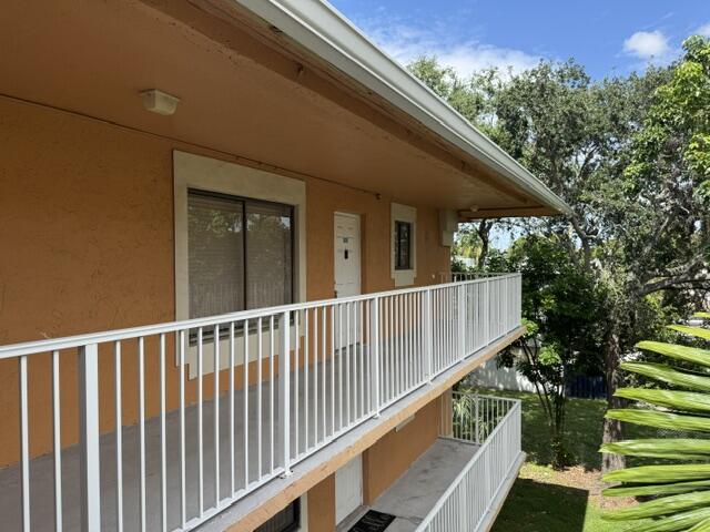 COURTYARDS AT DAVIE CONDO - Residential