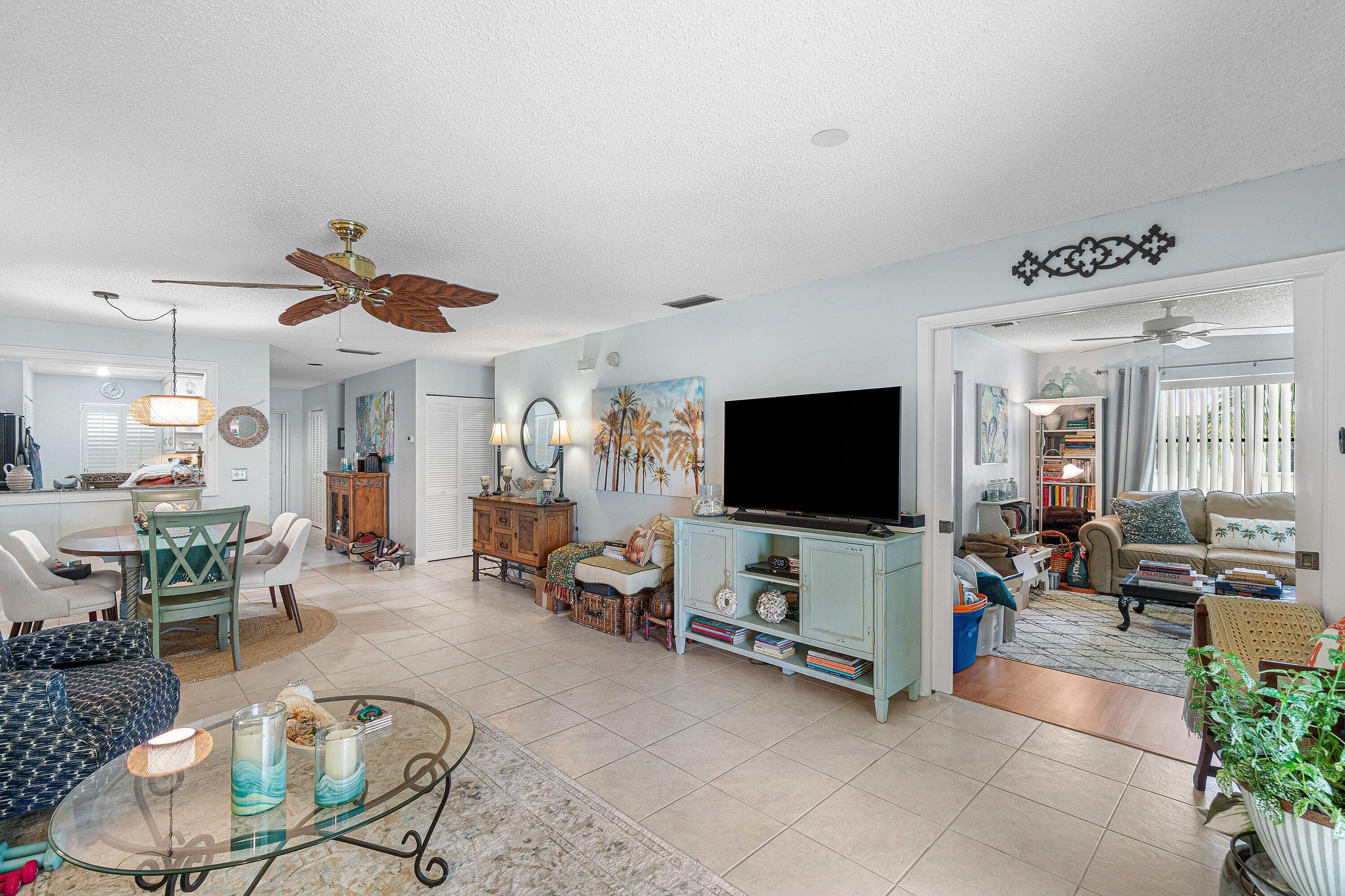 DELRAY OAKS WEST CONDO - Residential