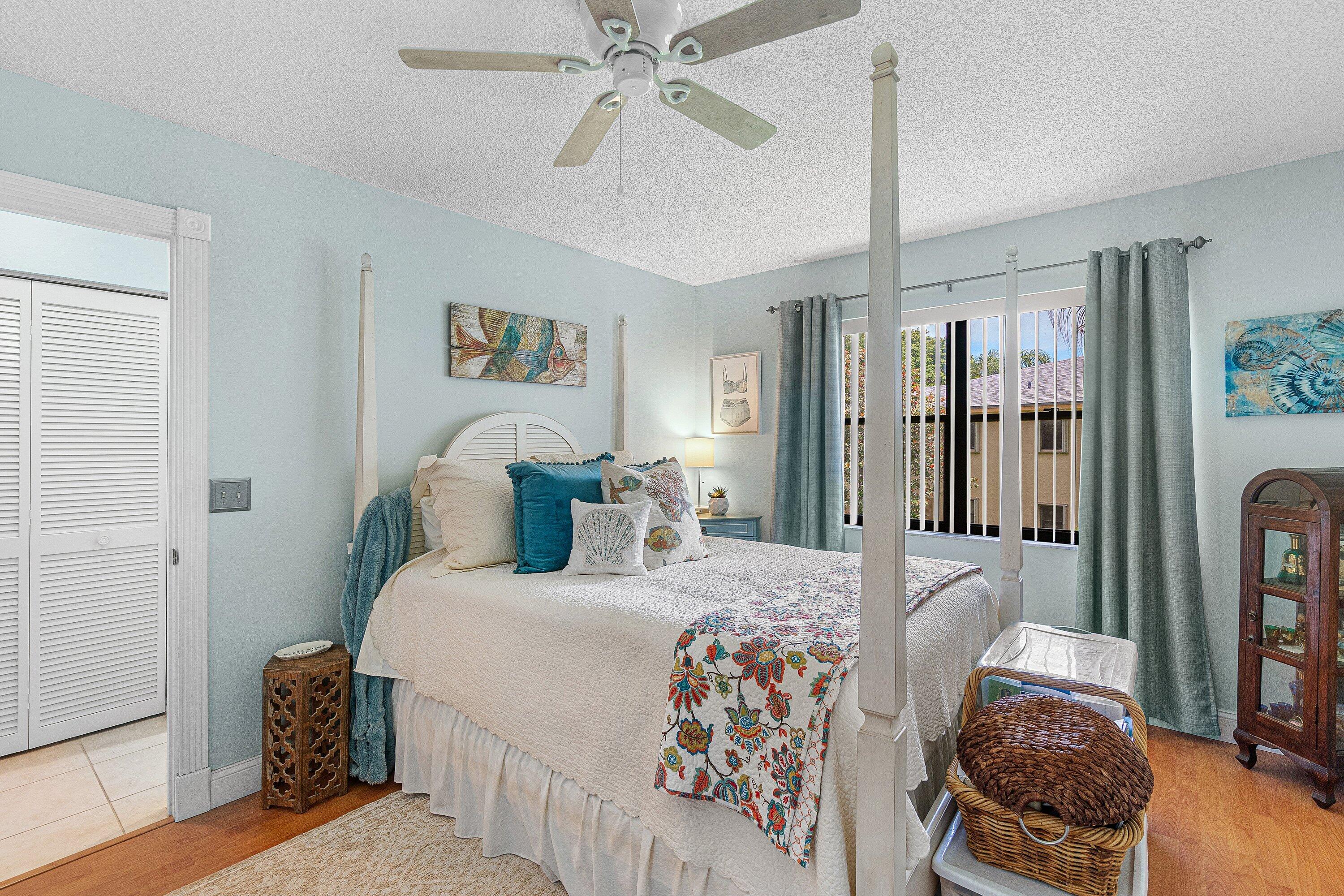 DELRAY OAKS WEST CONDO - Residential
