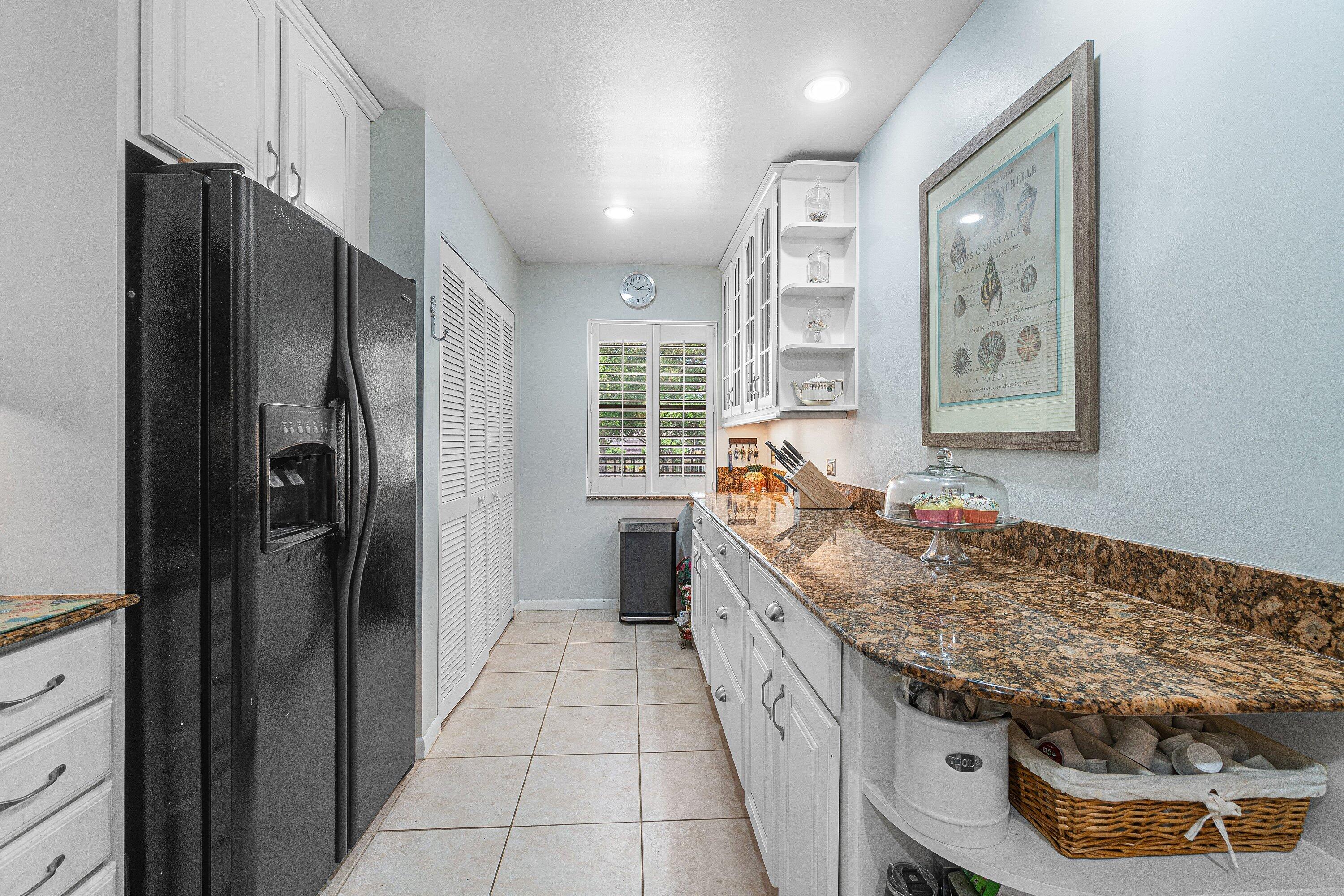 DELRAY OAKS WEST CONDO - Residential