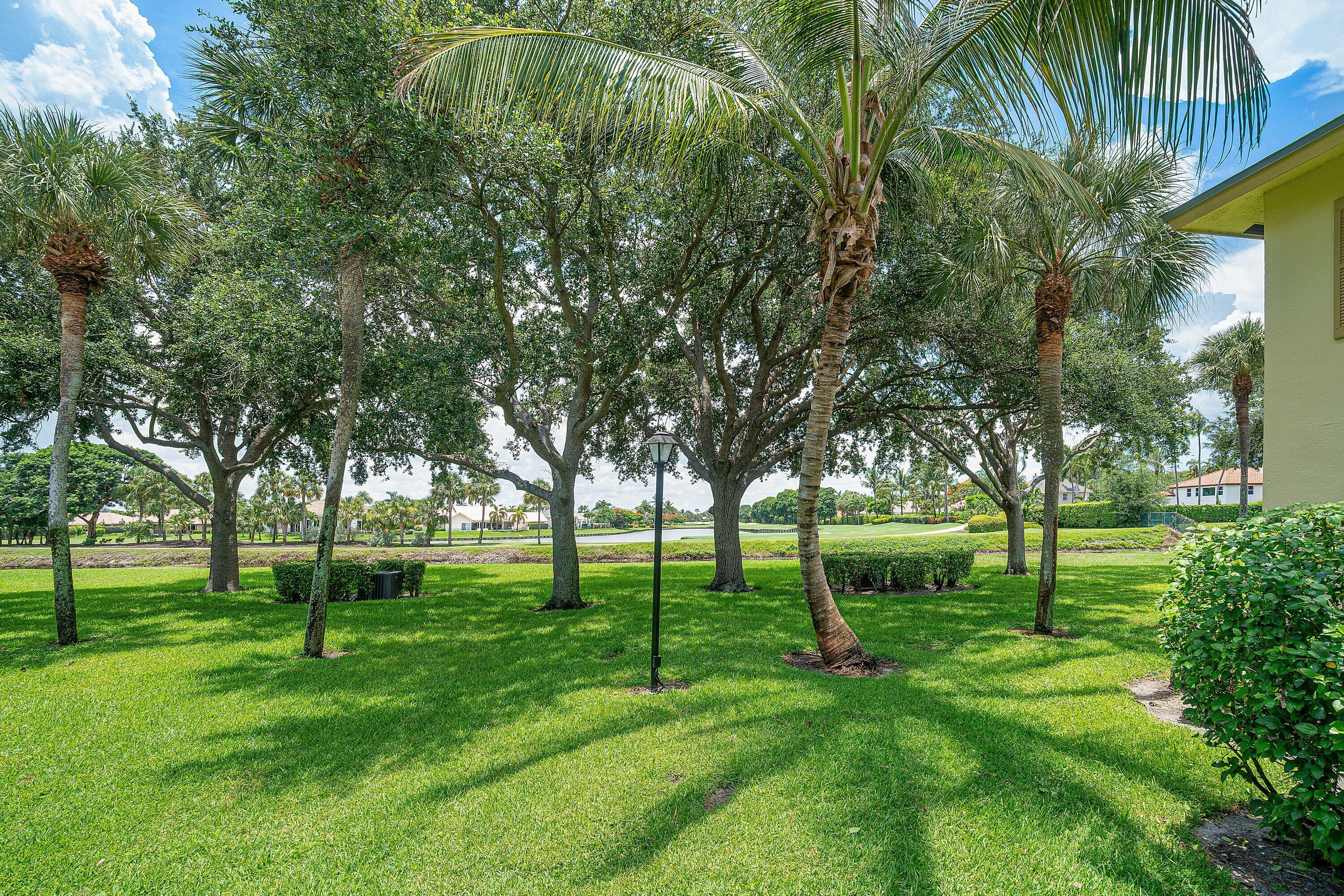 DELRAY OAKS WEST CONDO - Residential