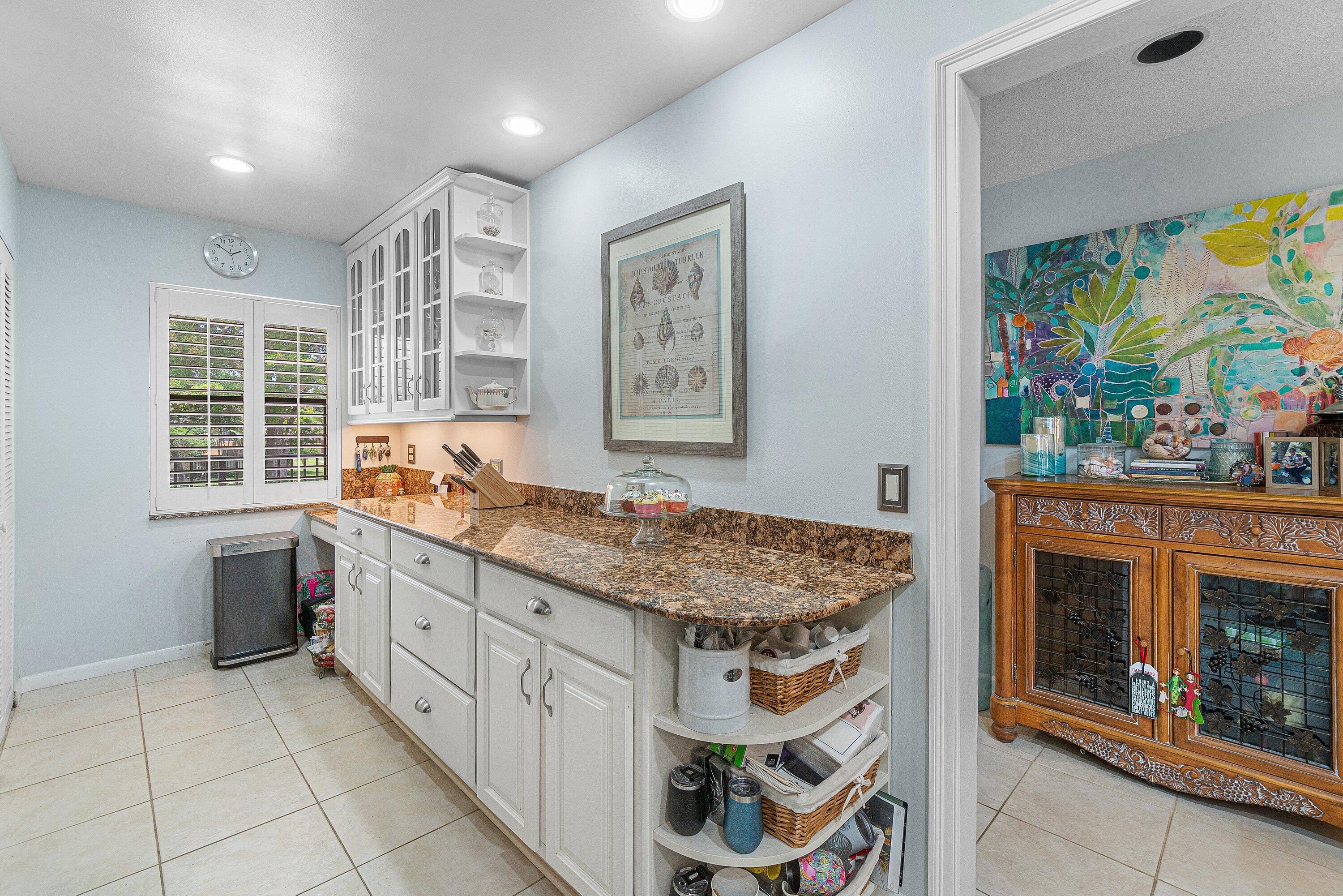 DELRAY OAKS WEST CONDO - Residential