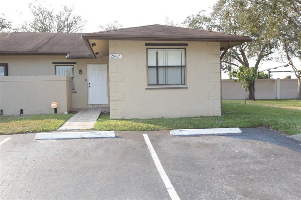 SUNRISE GOLF VILLAGE SEC 21 - Residential Lease