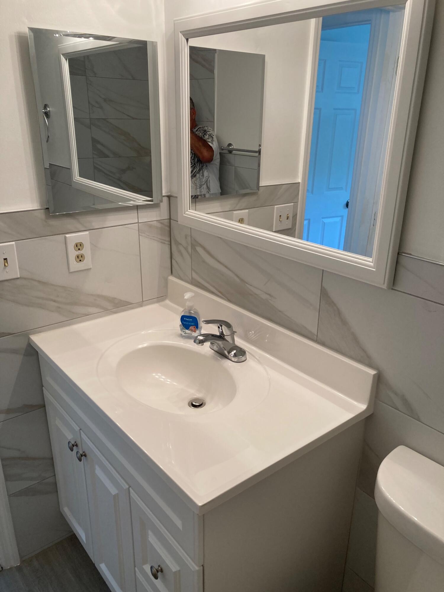 HOBE PINES - Residential Lease
