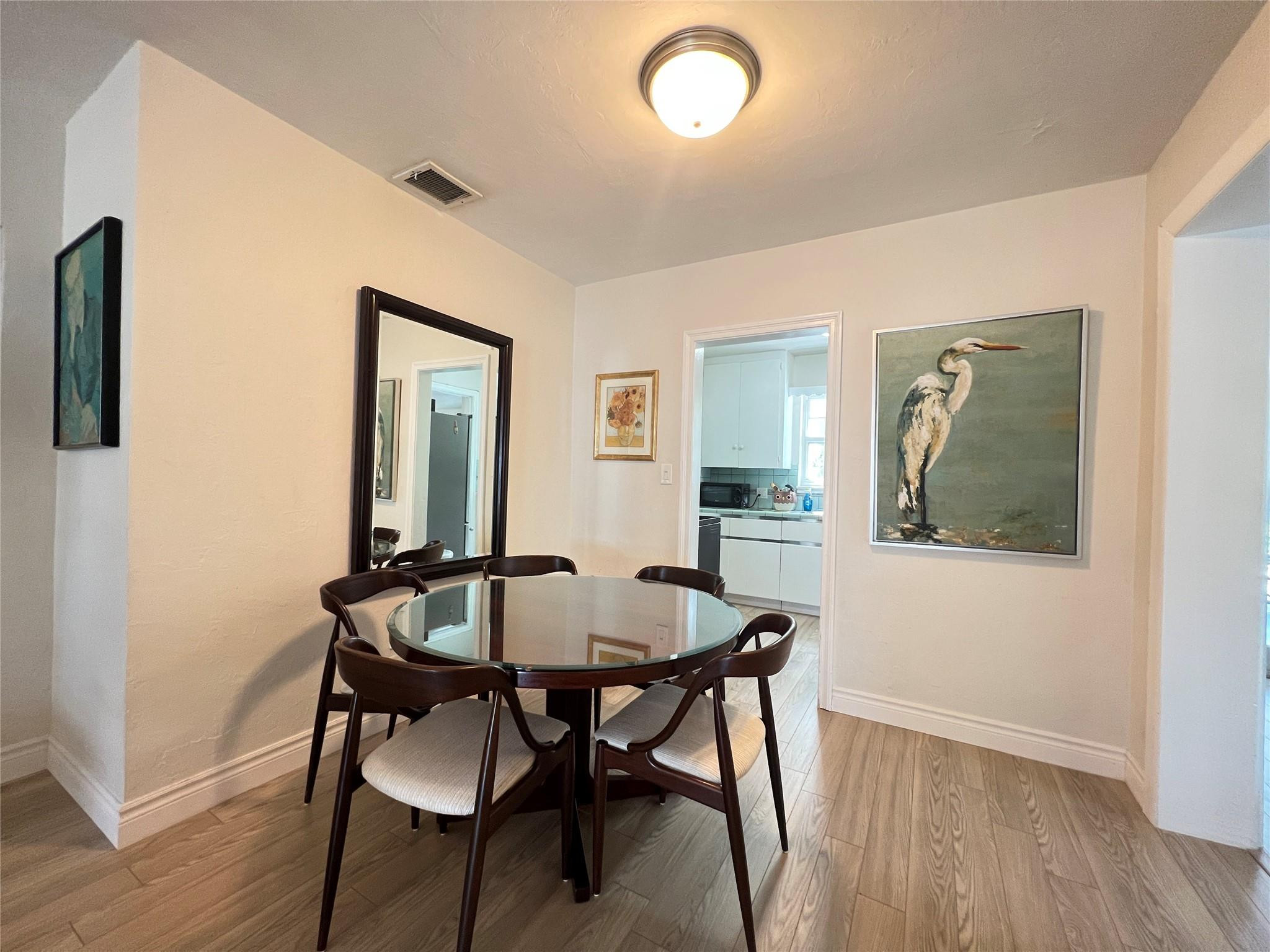 ALMEDA - Residential Lease
