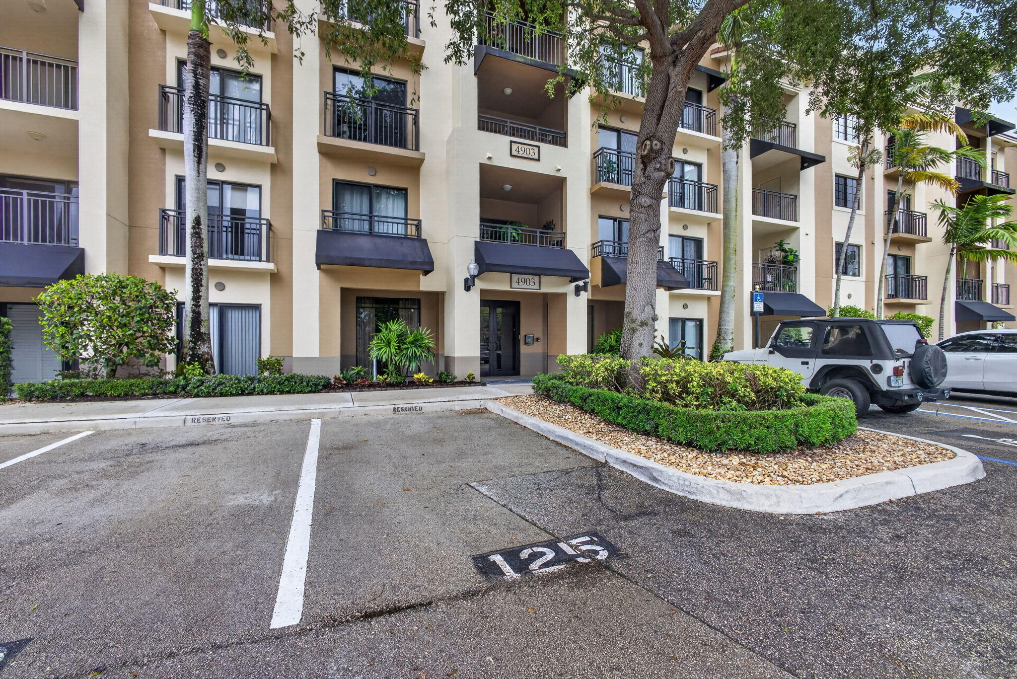 RESIDENCES AT MIDTOWN CONDO - Residential