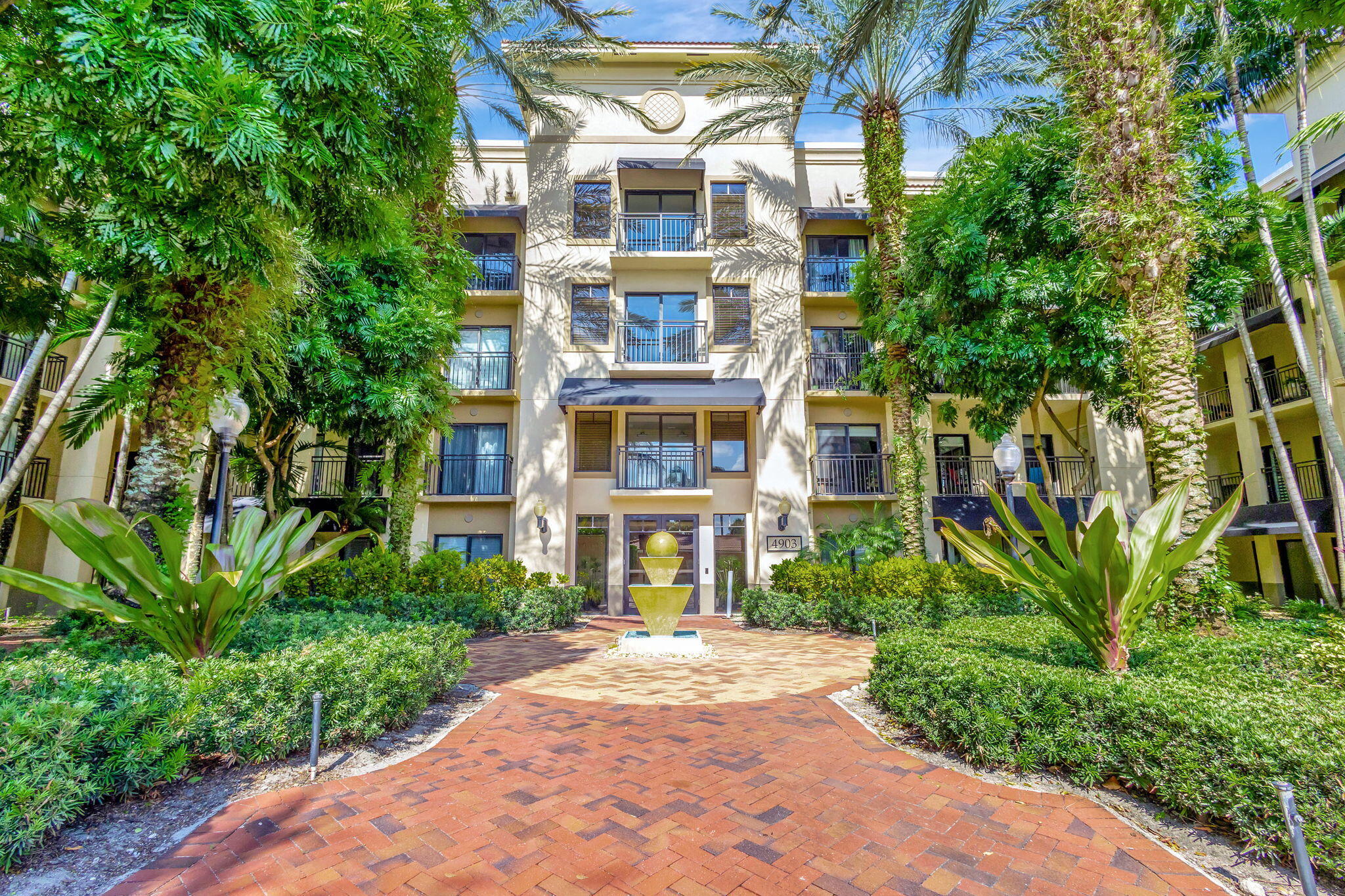 RESIDENCES AT MIDTOWN CONDO - Residential