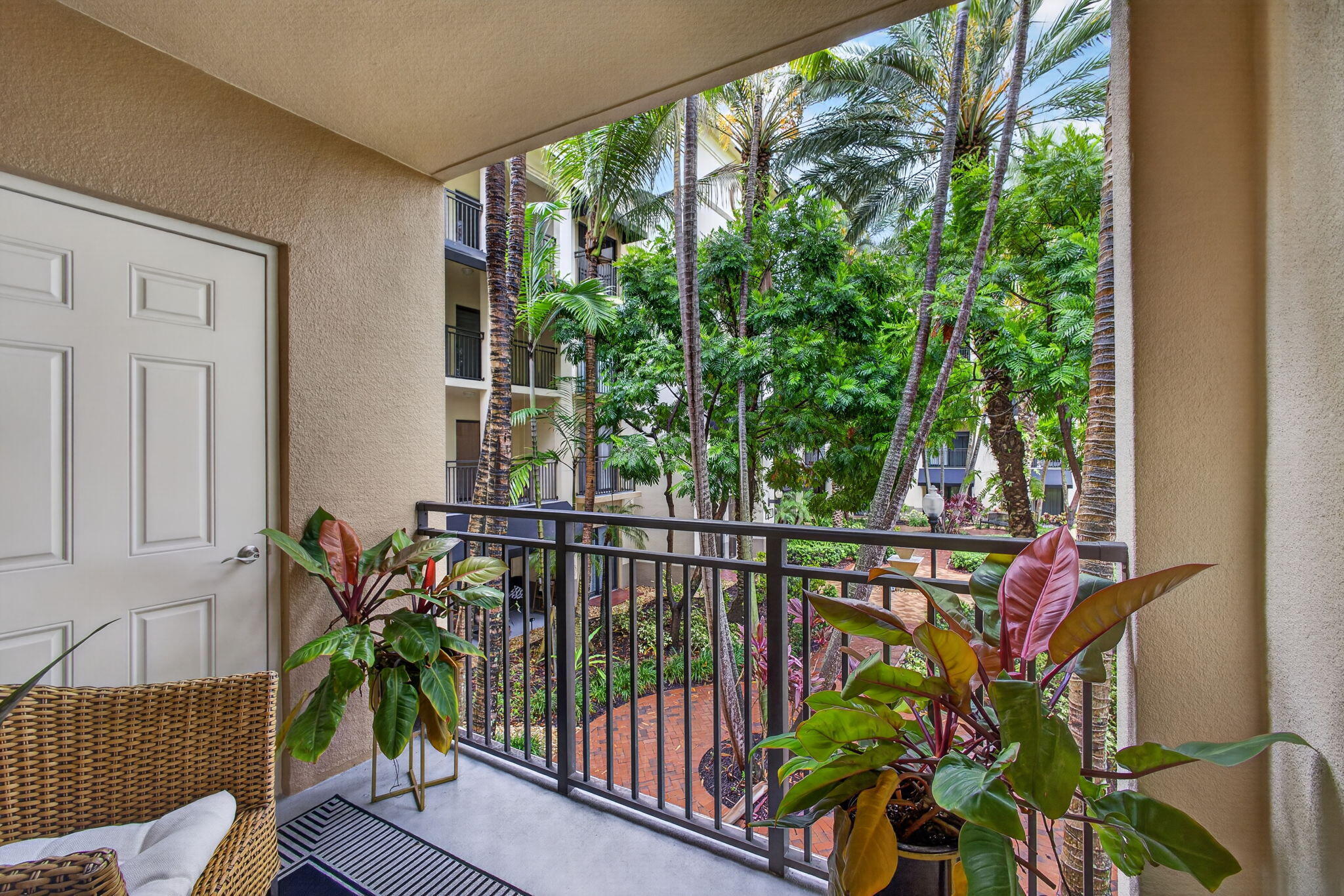 RESIDENCES AT MIDTOWN CONDO - Residential
