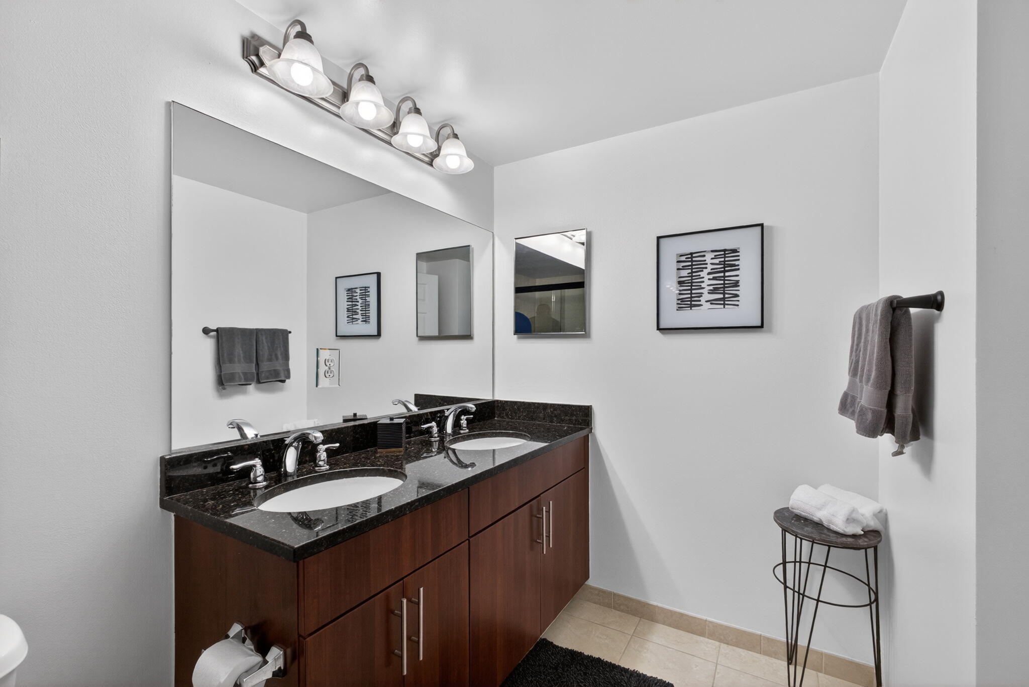 RESIDENCES AT MIDTOWN CONDO - Residential