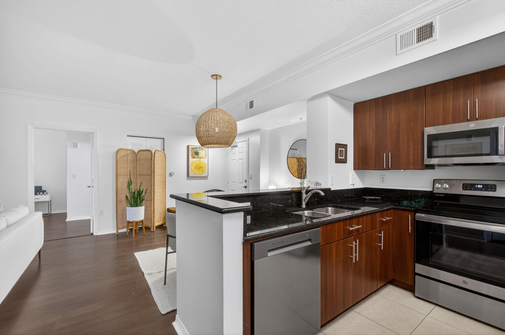 RESIDENCES AT MIDTOWN CONDO - Residential