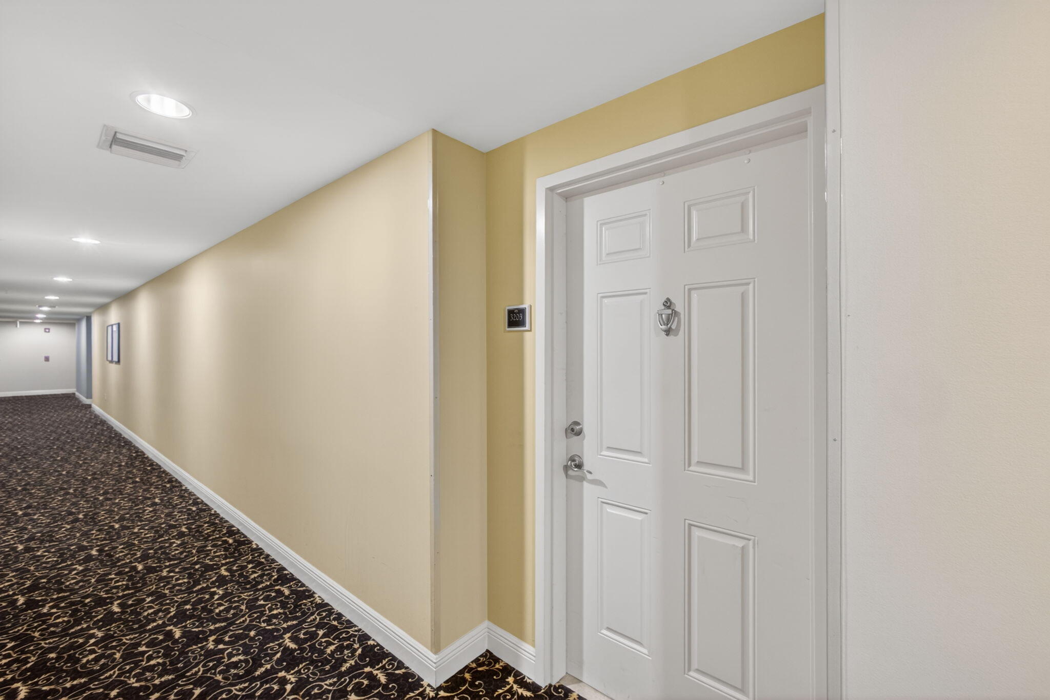 RESIDENCES AT MIDTOWN CONDO - Residential