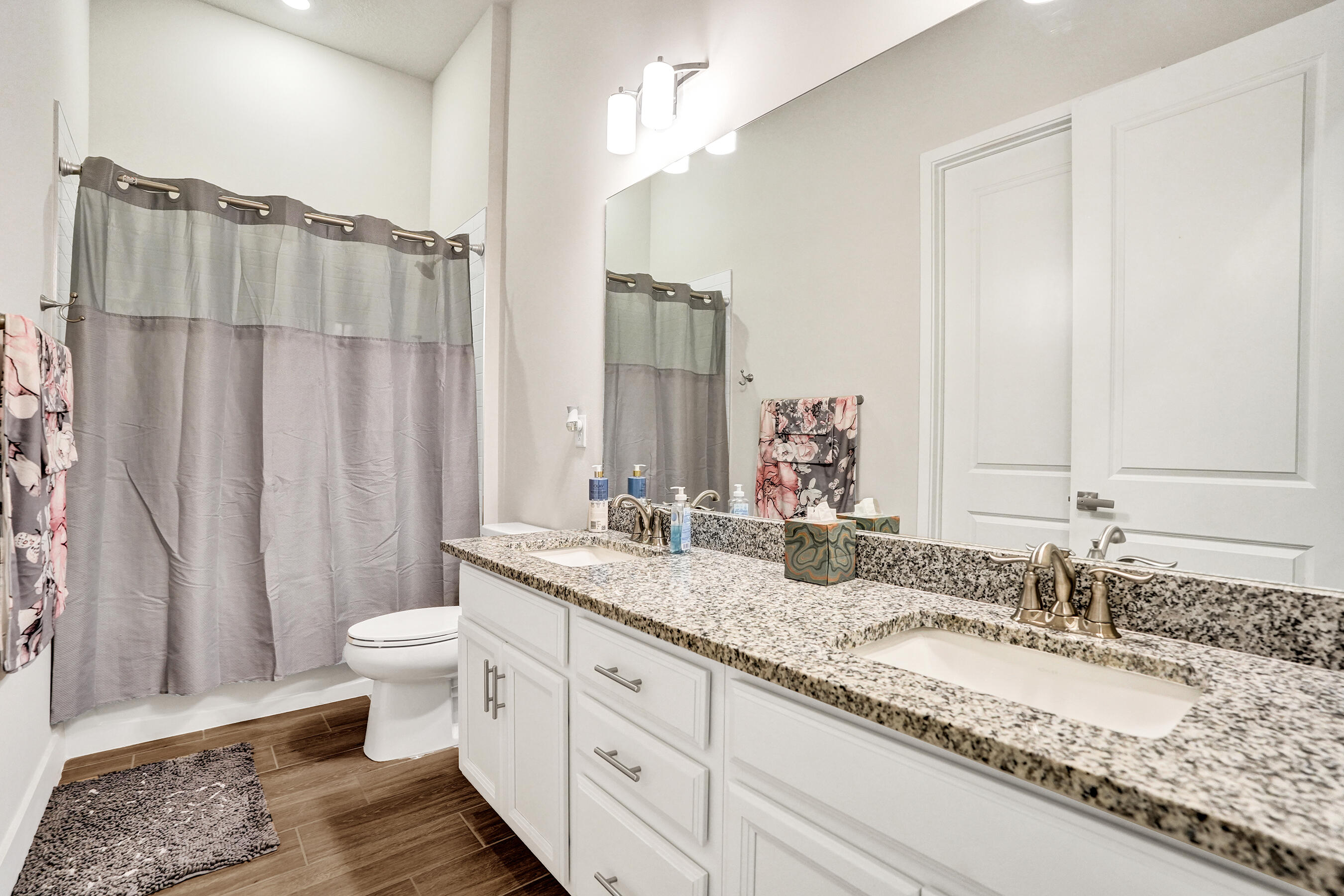 MCJUNKIN FARMS PLAT - Residential