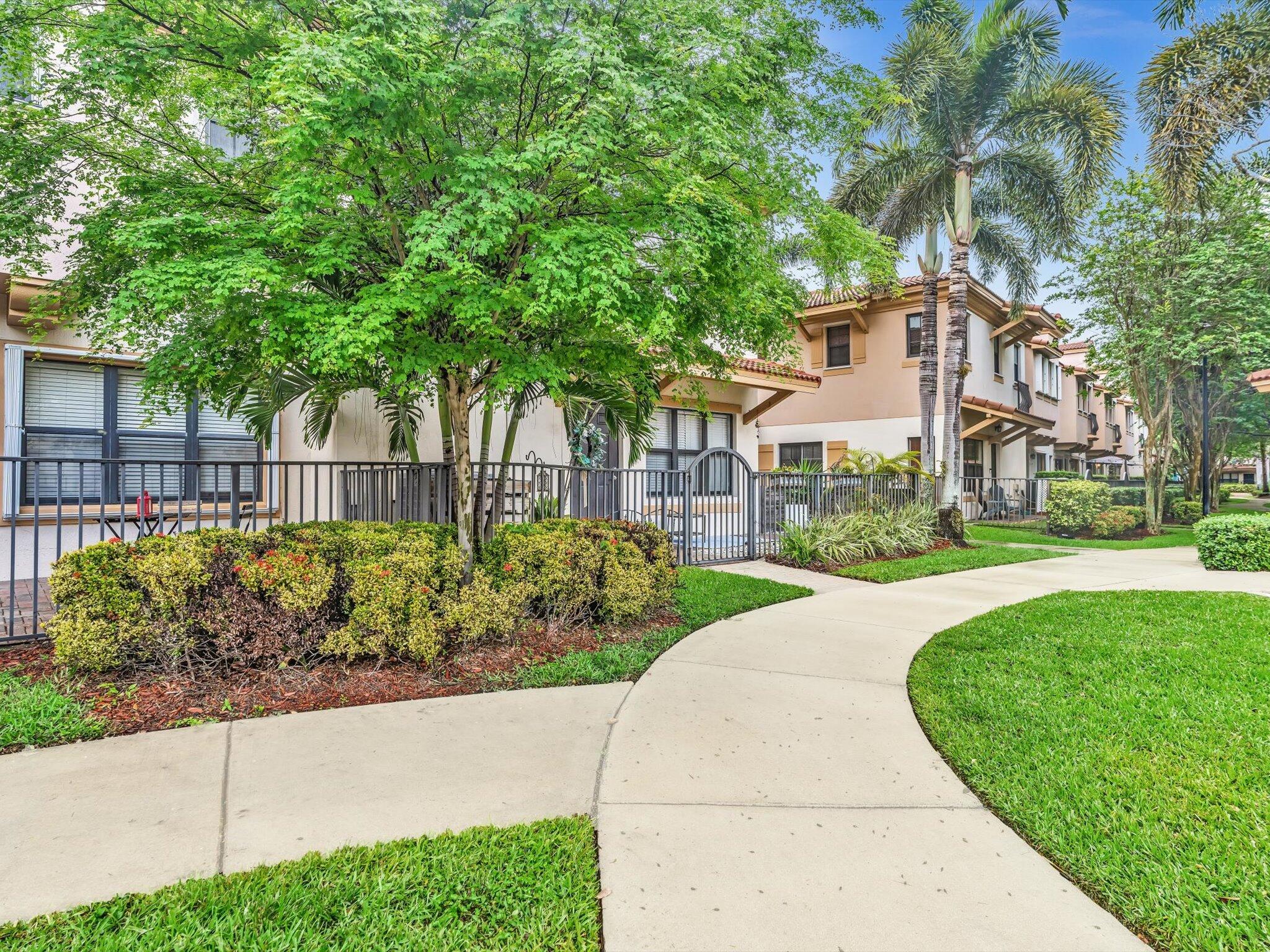 GRAND CYPRESS REPLAT - Residential
