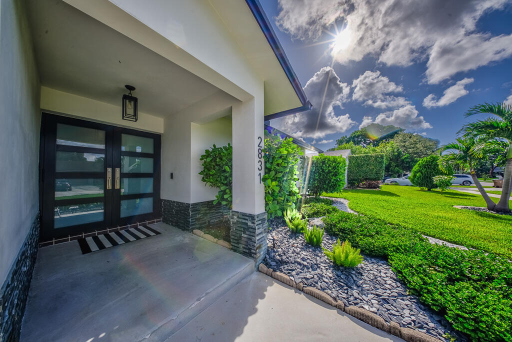 CRYSTAL HEIGHTS - Residential