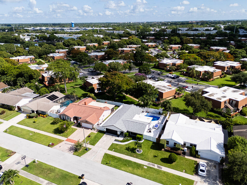 CRYSTAL HEIGHTS - Residential