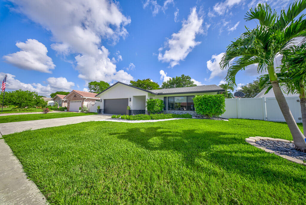 CRYSTAL HEIGHTS - Residential