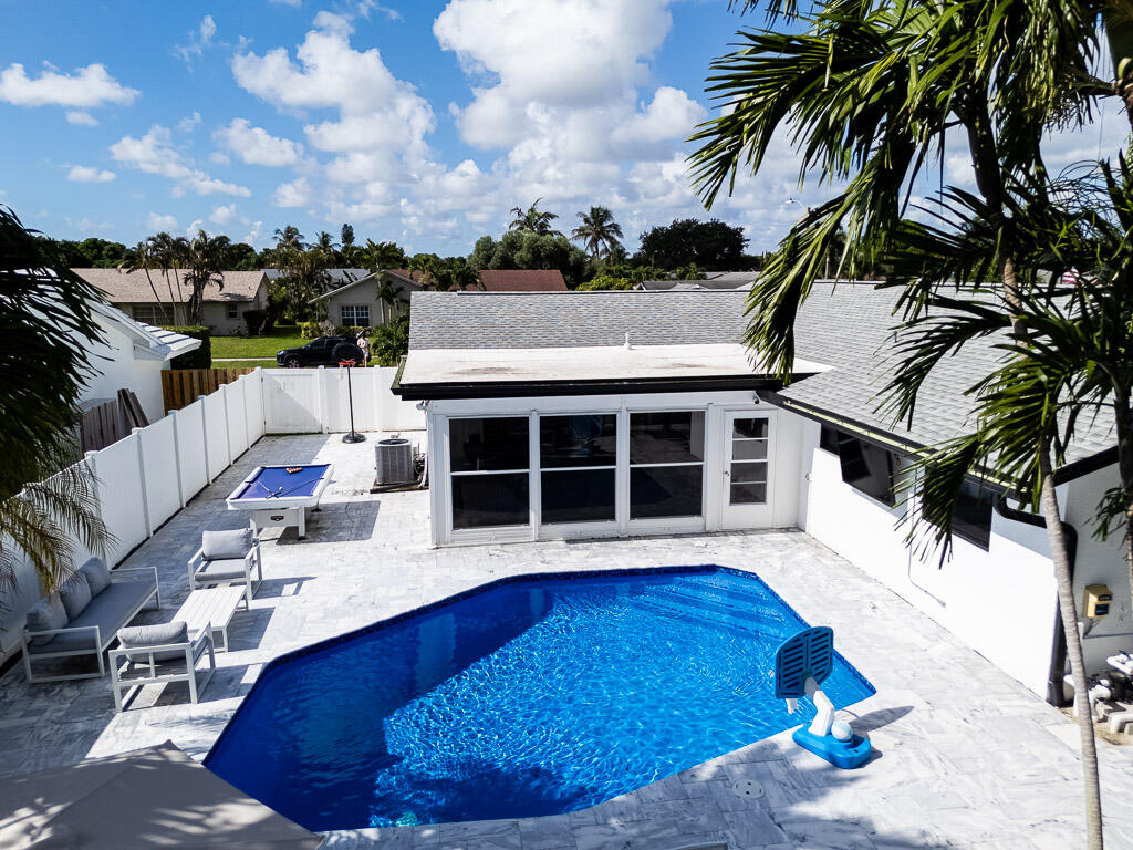 CRYSTAL HEIGHTS - Residential