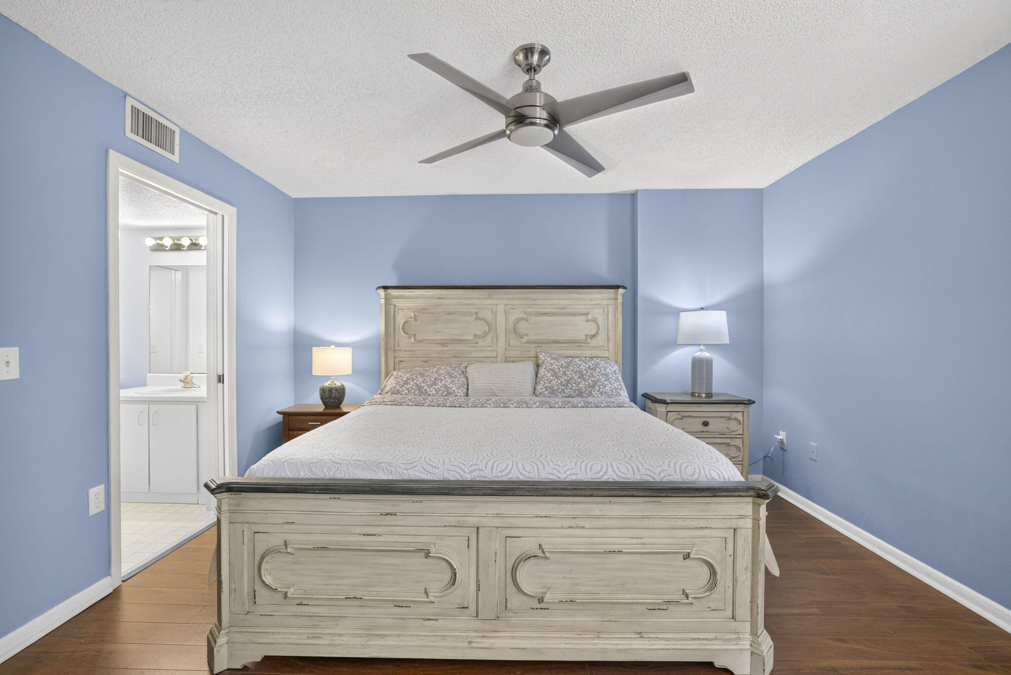TRENT CONDOMINIUM F - Residential