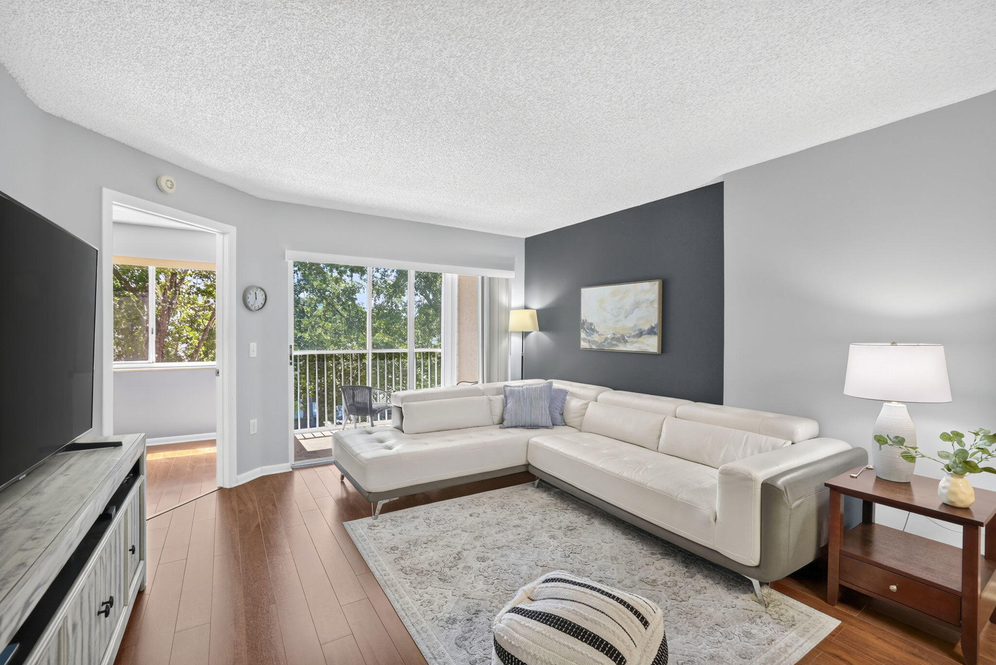 TRENT CONDOMINIUM F - Residential