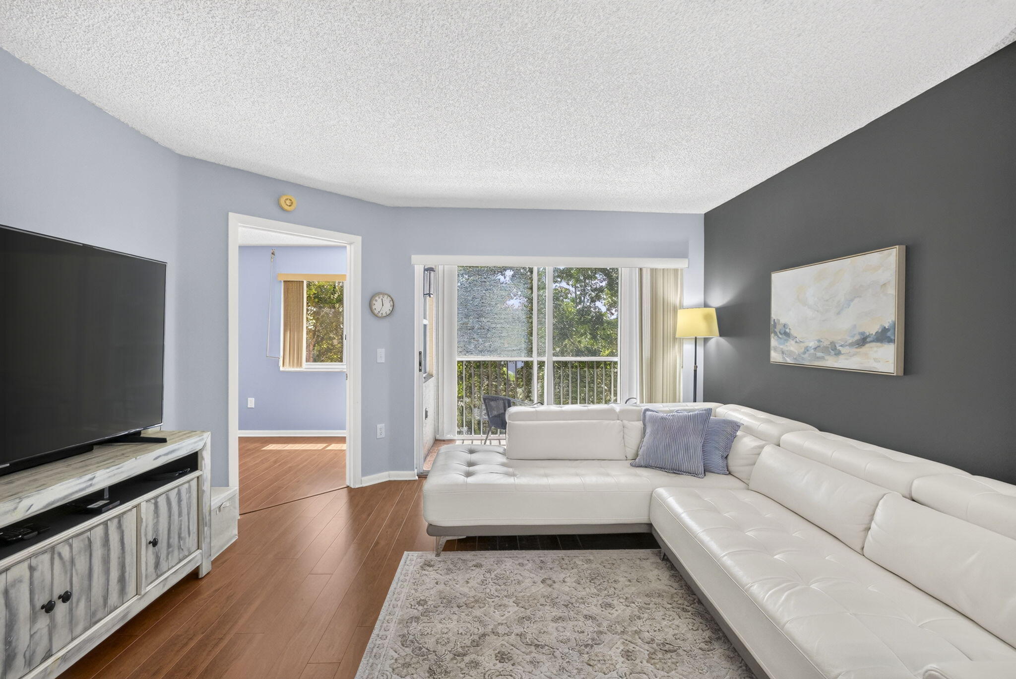 TRENT CONDOMINIUM F - Residential