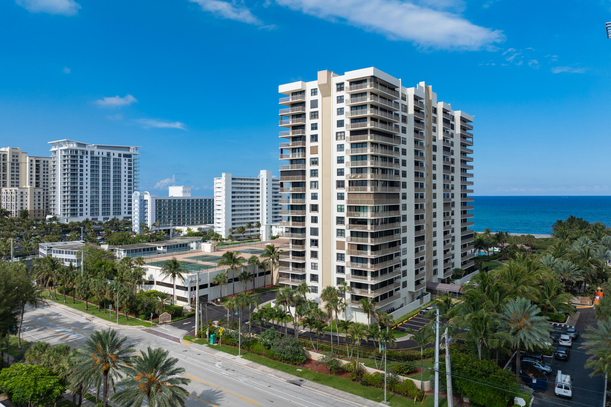 OCEANTREE CONDO - Residential