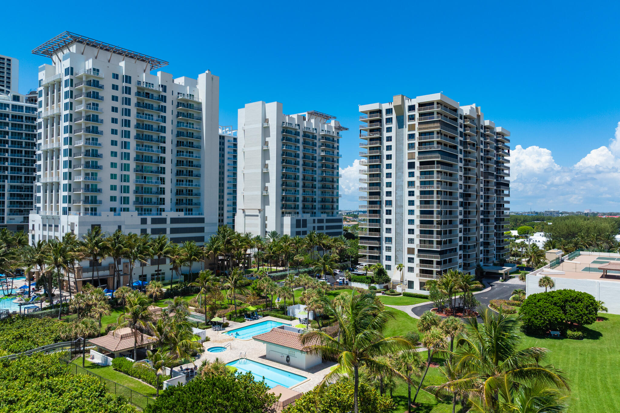 OCEANTREE CONDO - Residential