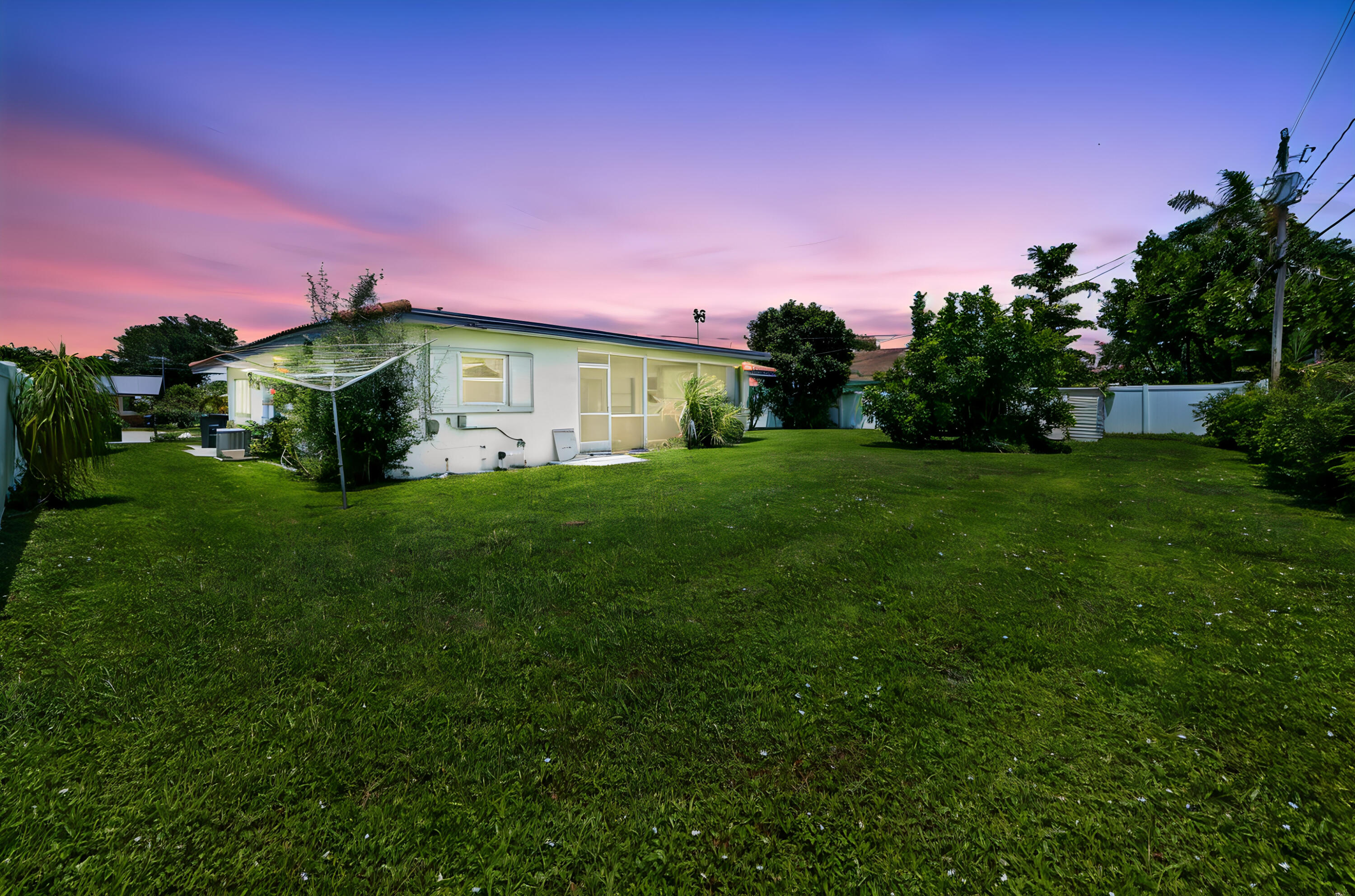 COUNTRY CLUB VILLAGE - Residential