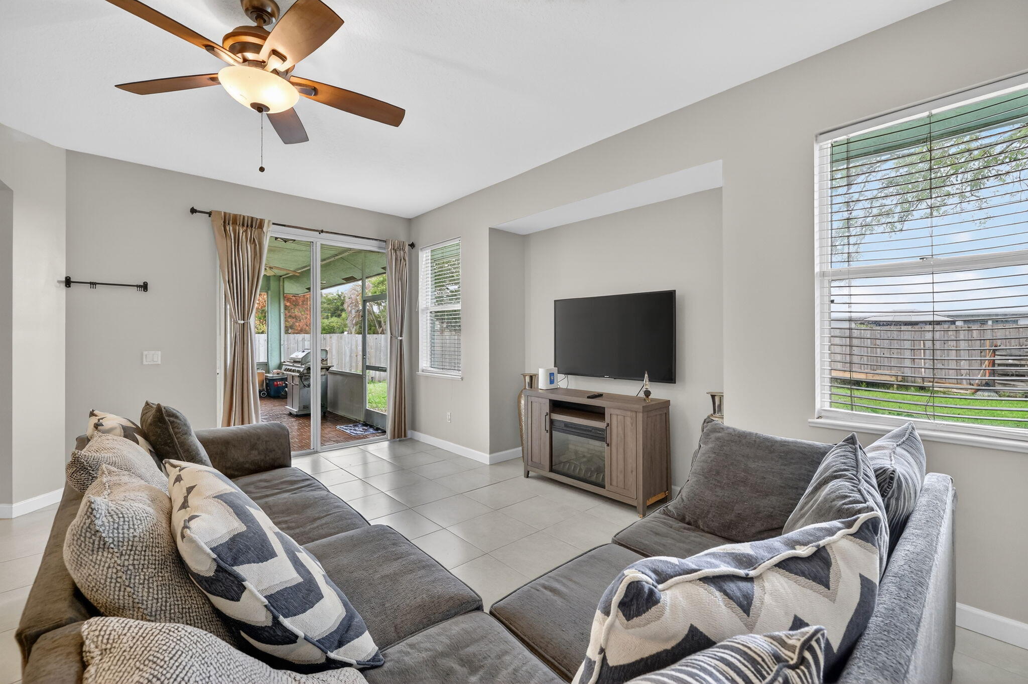 PORT ST LUCIE SECTION 12 - Residential