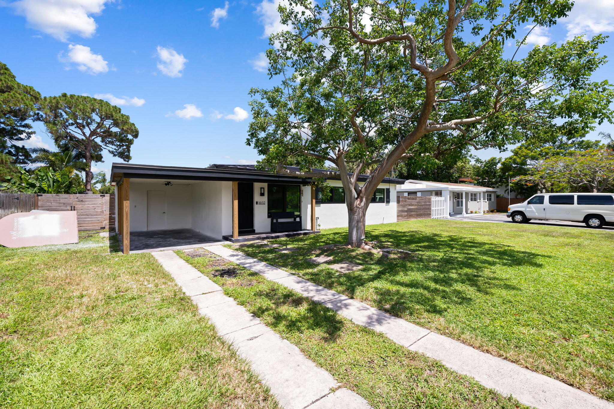 LYONS PARK - Residential