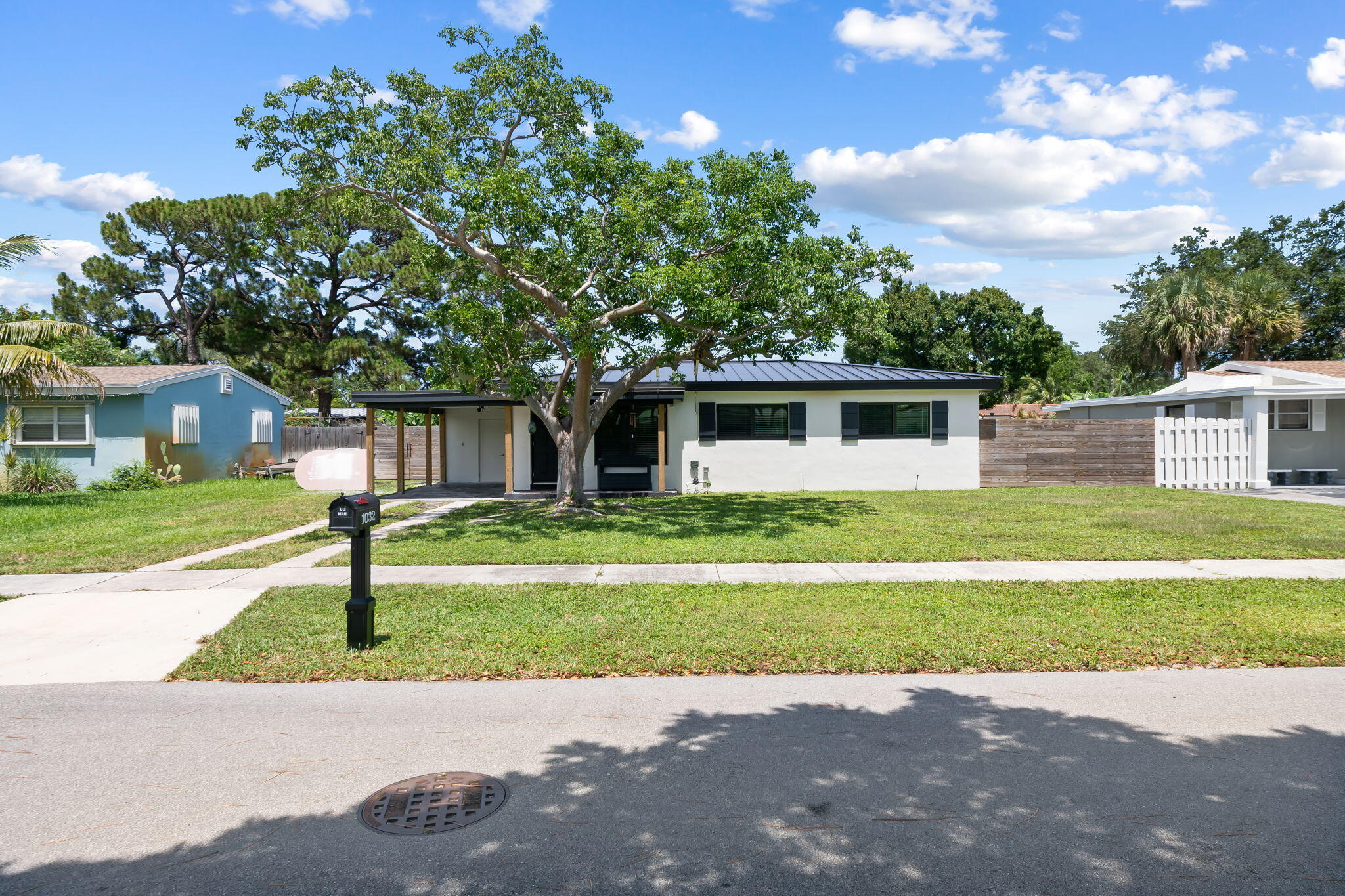 LYONS PARK - Residential