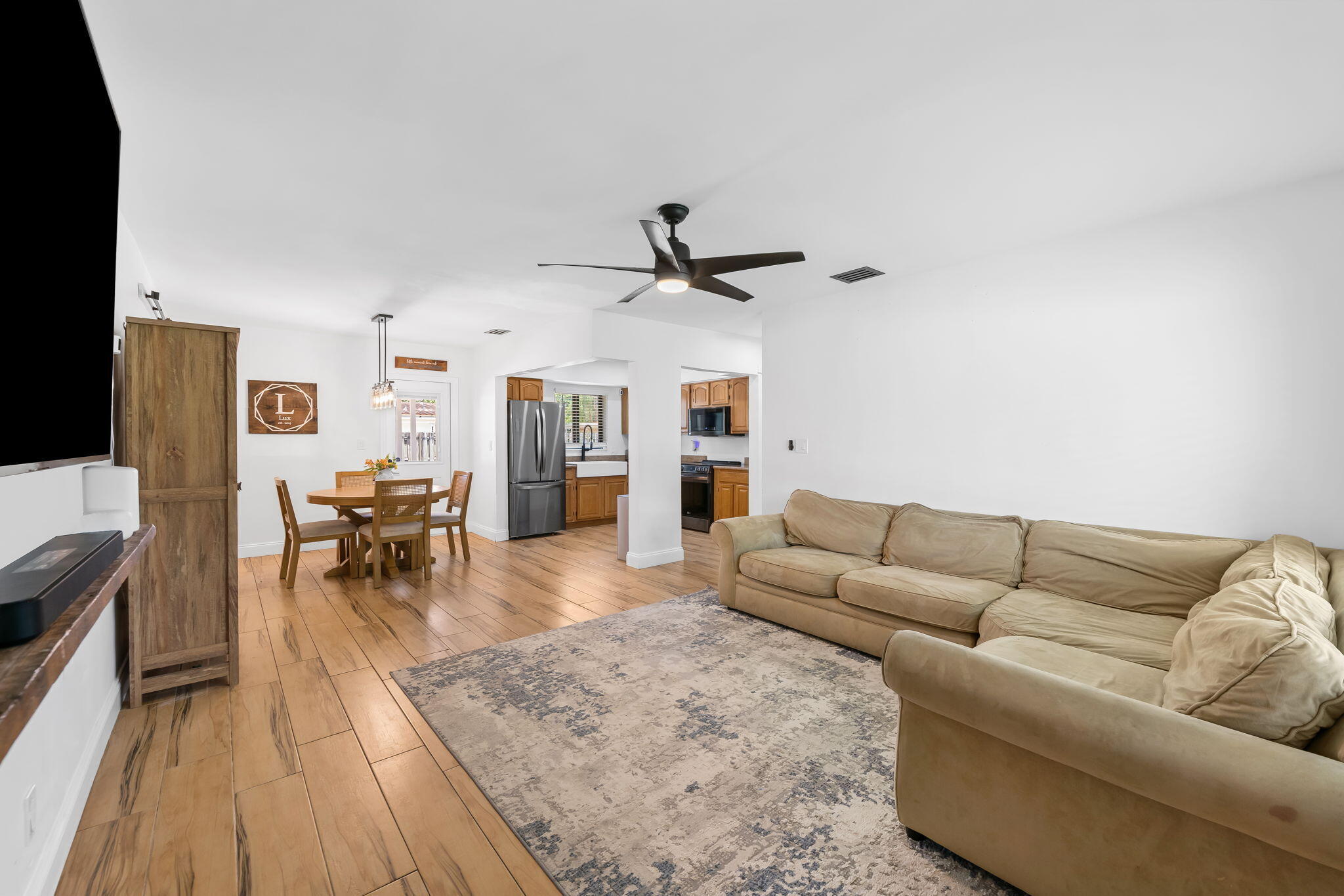 LYONS PARK - Residential