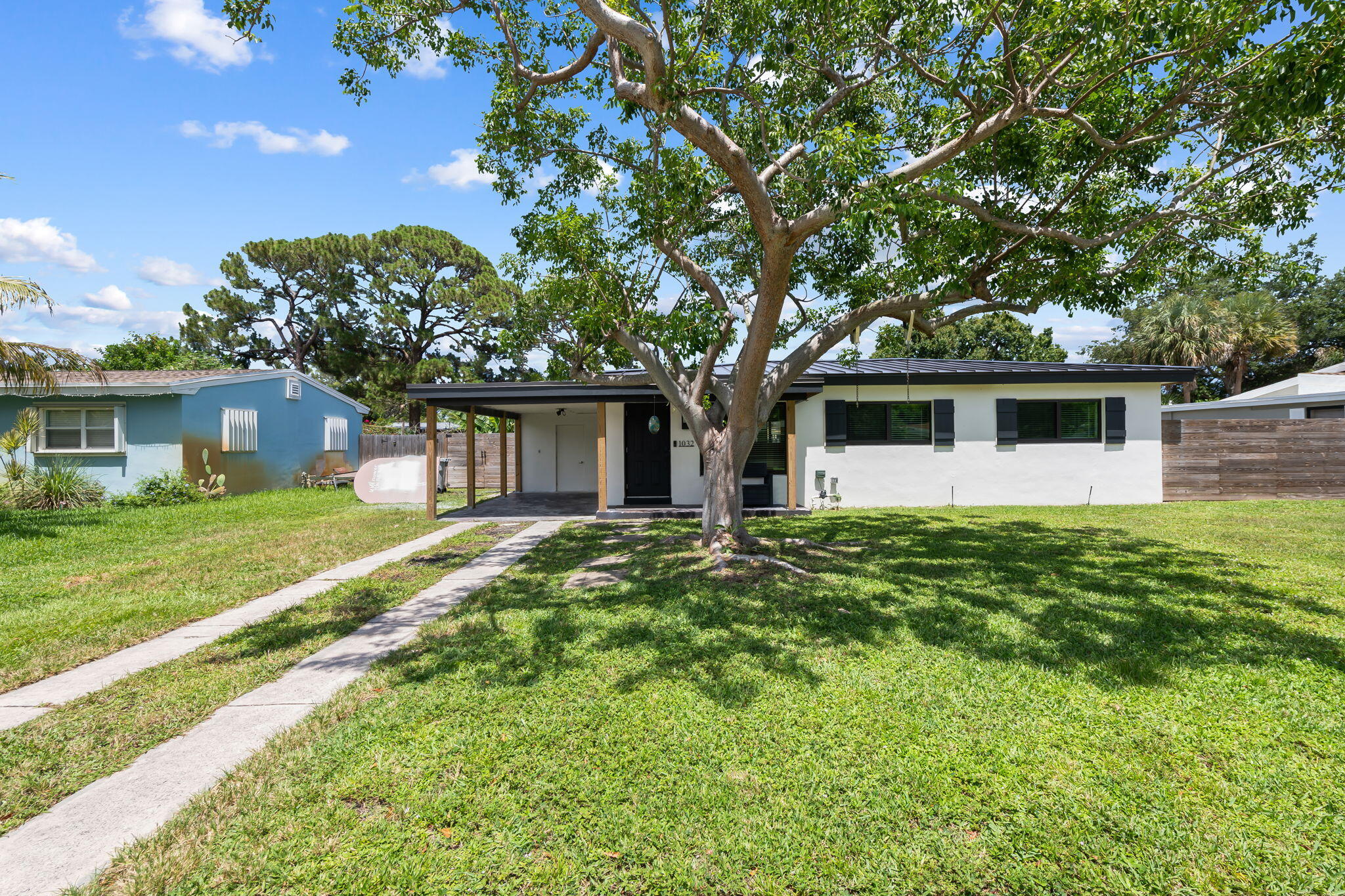 LYONS PARK - Residential