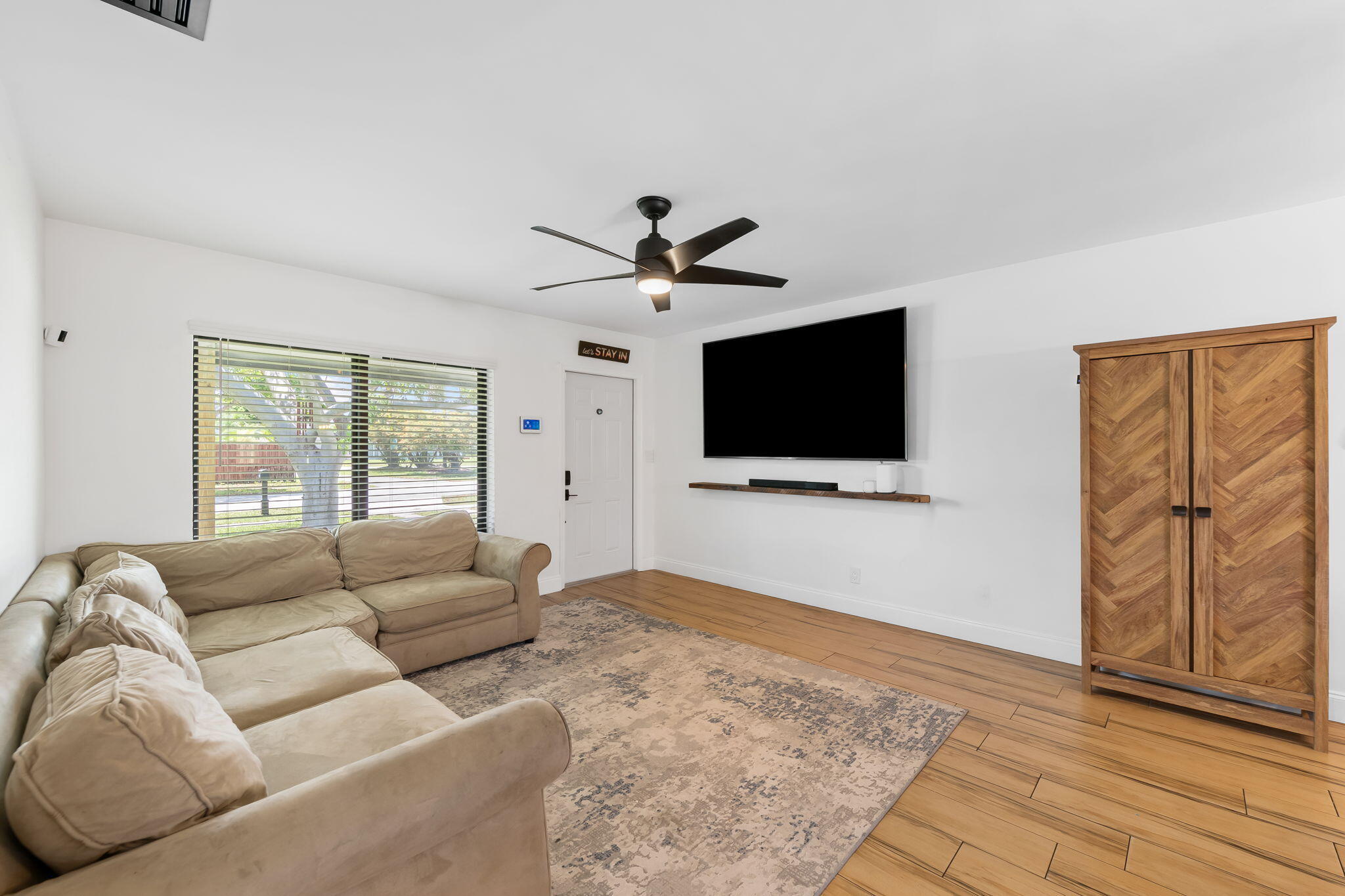 LYONS PARK - Residential