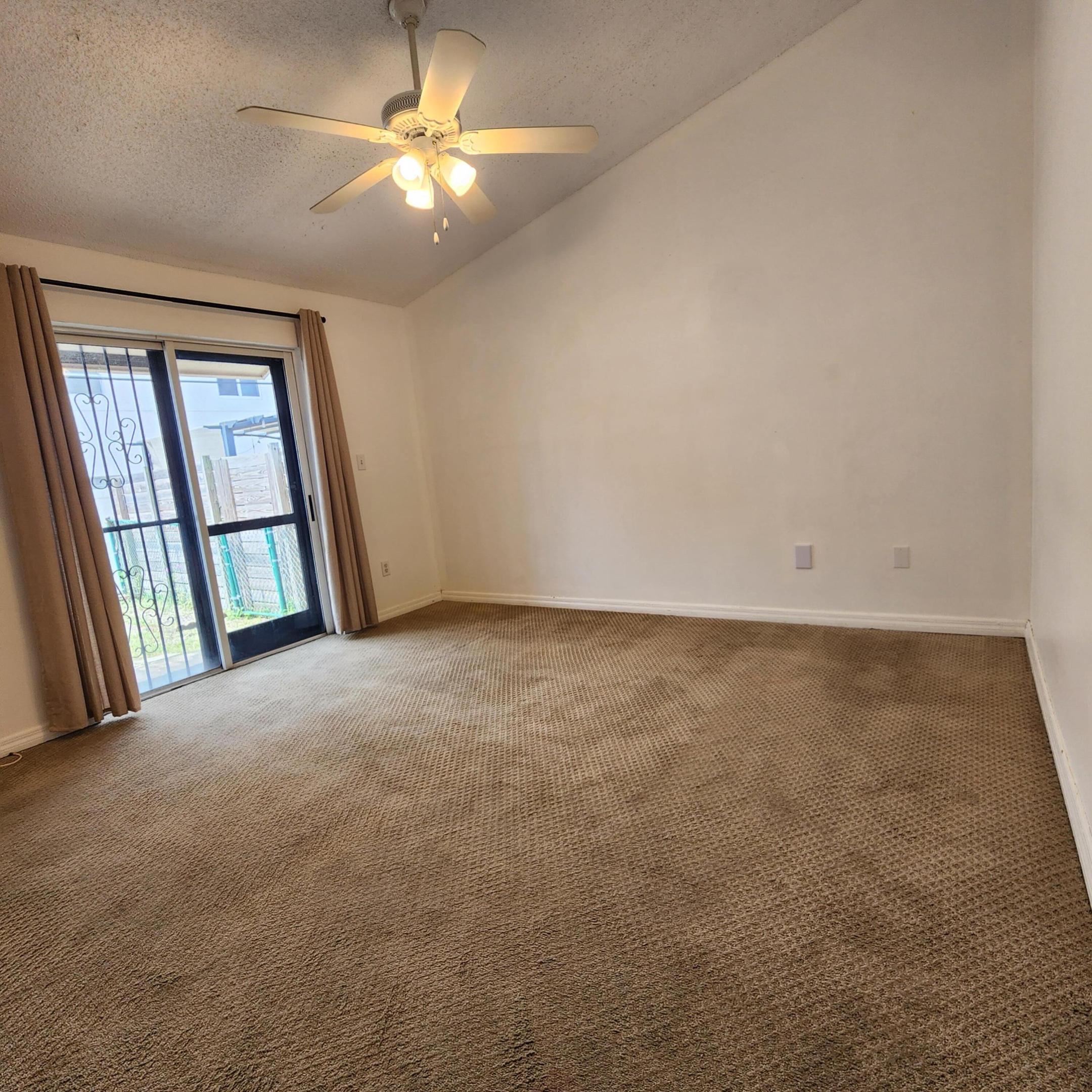 ROYAL PALM VILLAS CONDO - Residential Lease