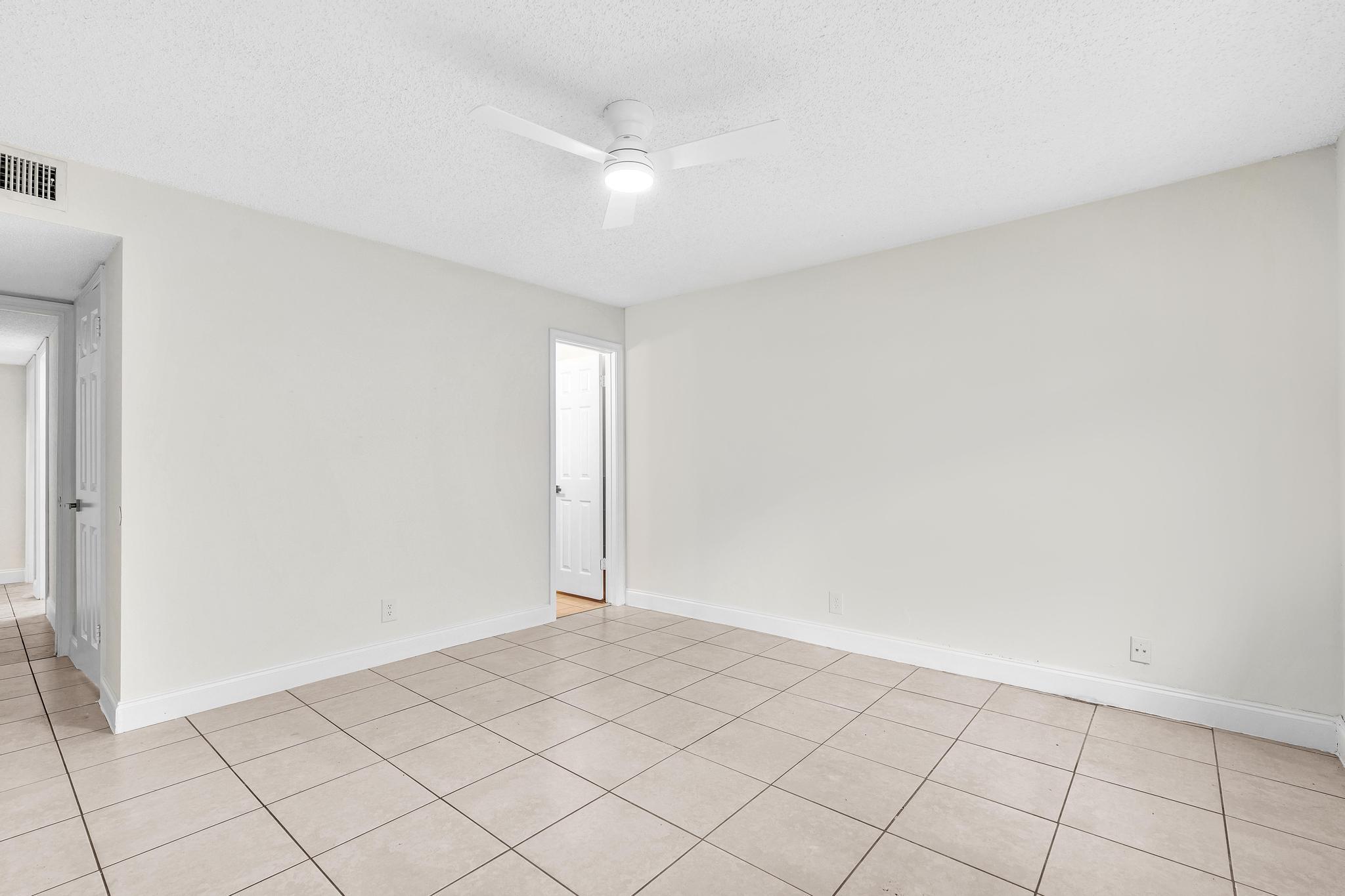 PARKVIEW AT RIVERSIDE CONDO - Residential Lease