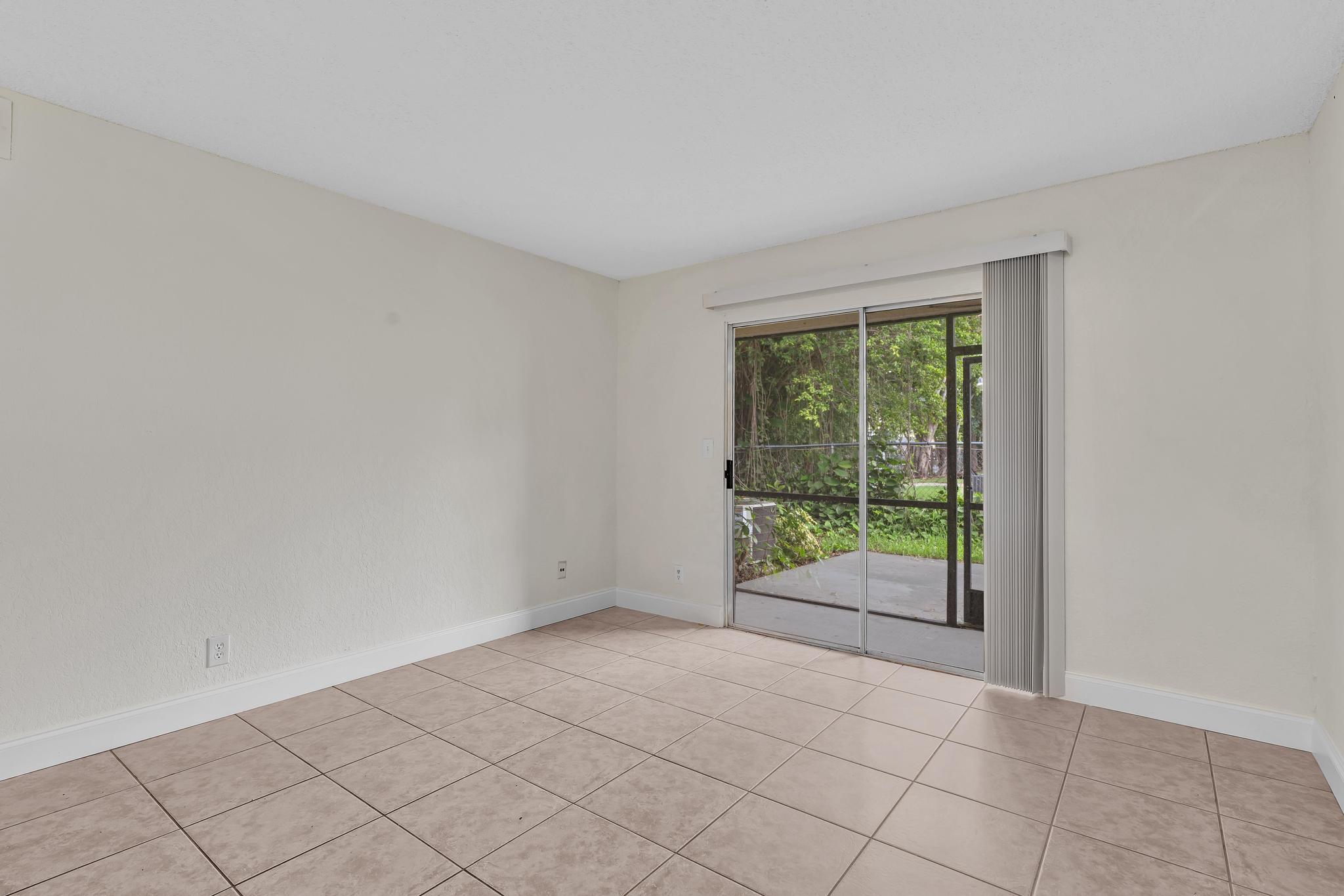 PARKVIEW AT RIVERSIDE CONDO - Residential Lease