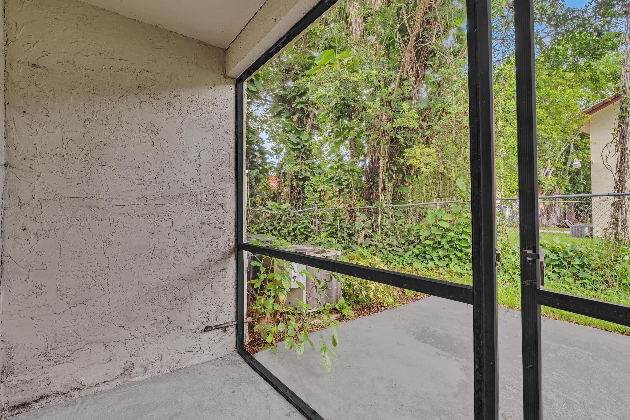 PARKVIEW AT RIVERSIDE CONDO - Residential Lease