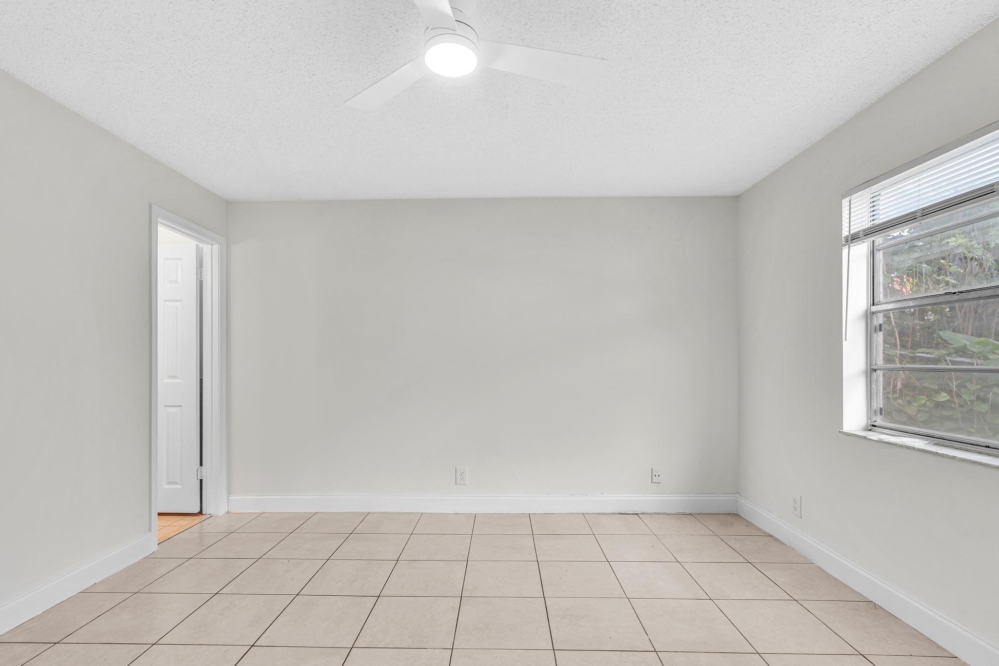 PARKVIEW AT RIVERSIDE CONDO - Residential Lease