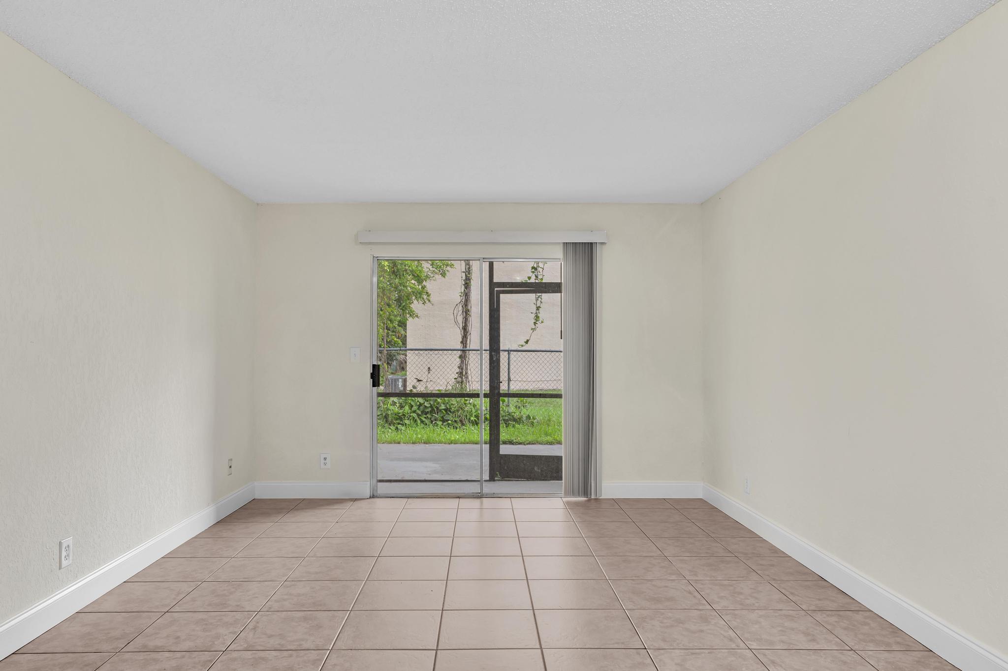 PARKVIEW AT RIVERSIDE CONDO - Residential Lease