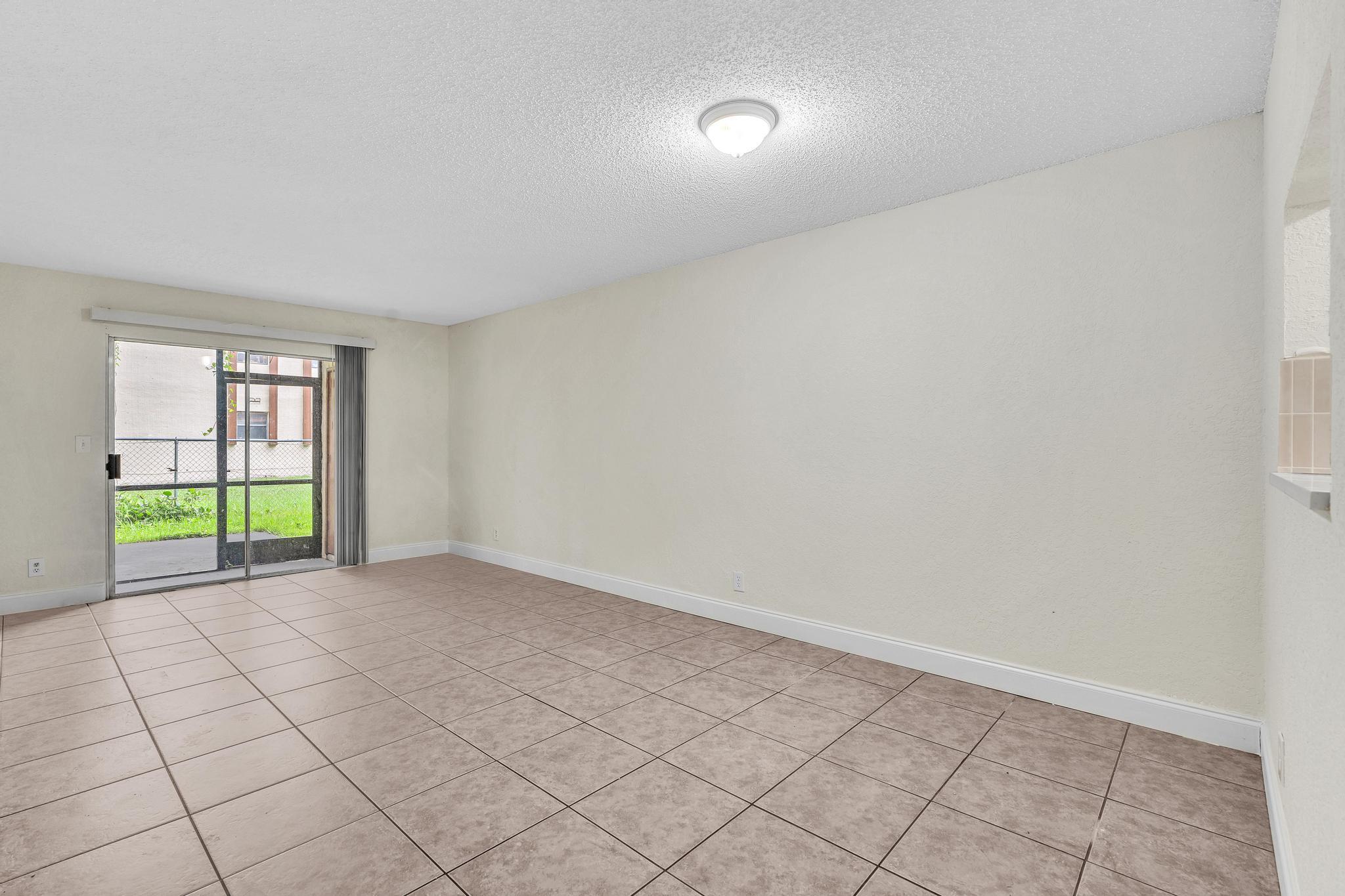 PARKVIEW AT RIVERSIDE CONDO - Residential Lease